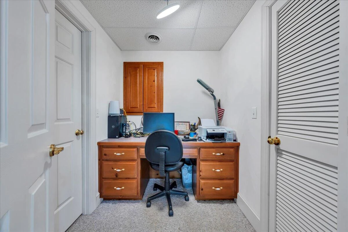 270 Forest Edge RD - Photo 45