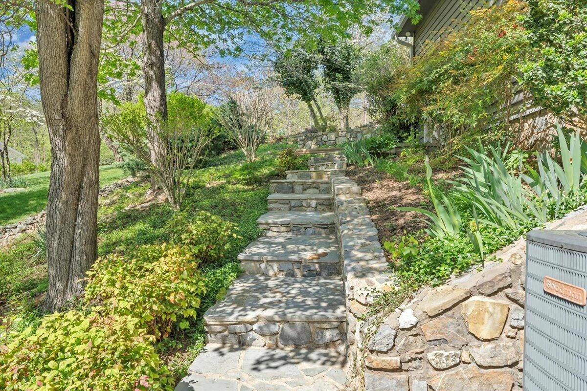 270 Forest Edge RD - Photo 67