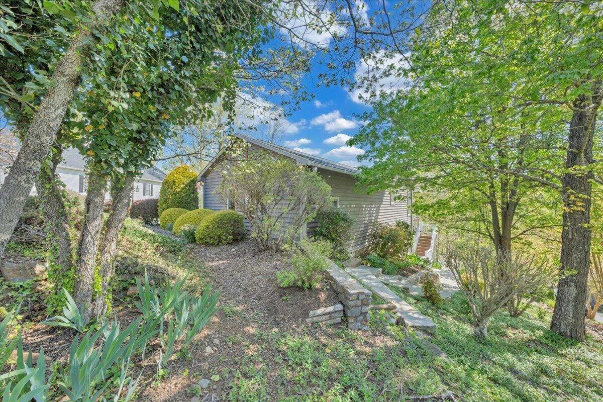 270 Forest Edge RD - Photo 71