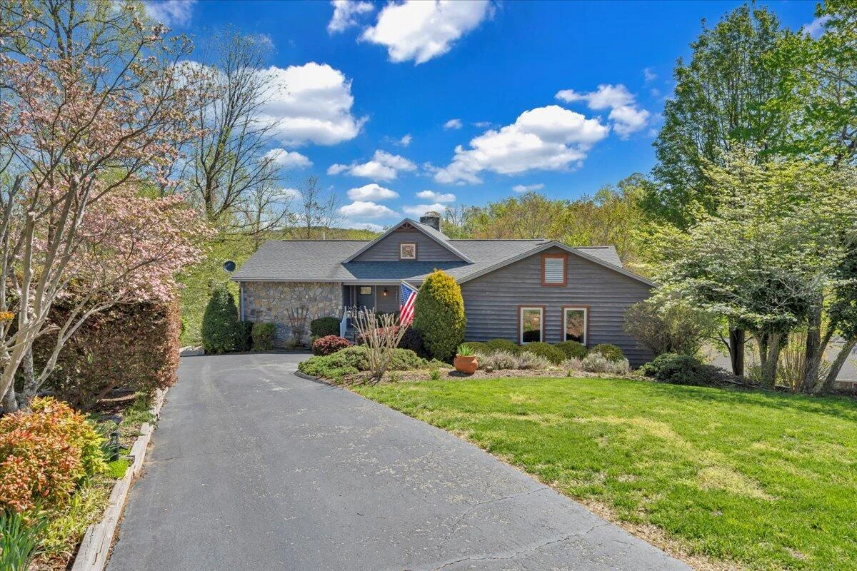 270 Forest Edge RD - Photo 76