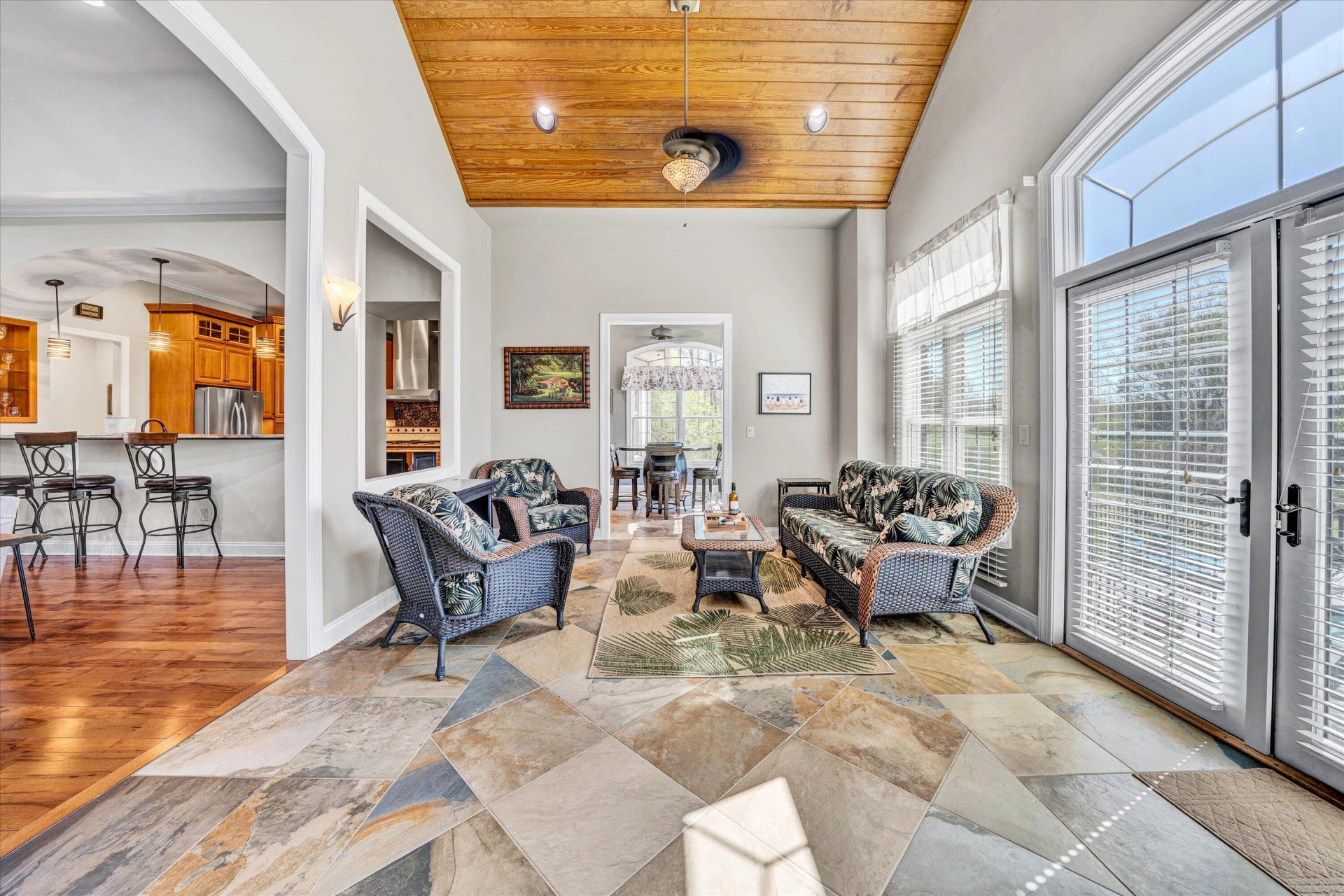135 Bentgrass DR - Photo 21