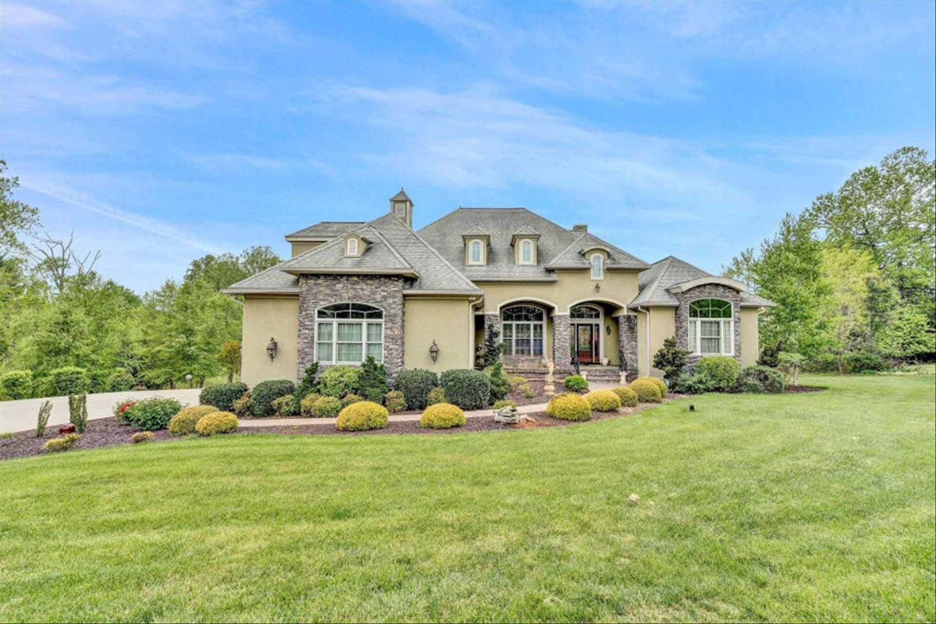 135 Bentgrass DR - Photo 8