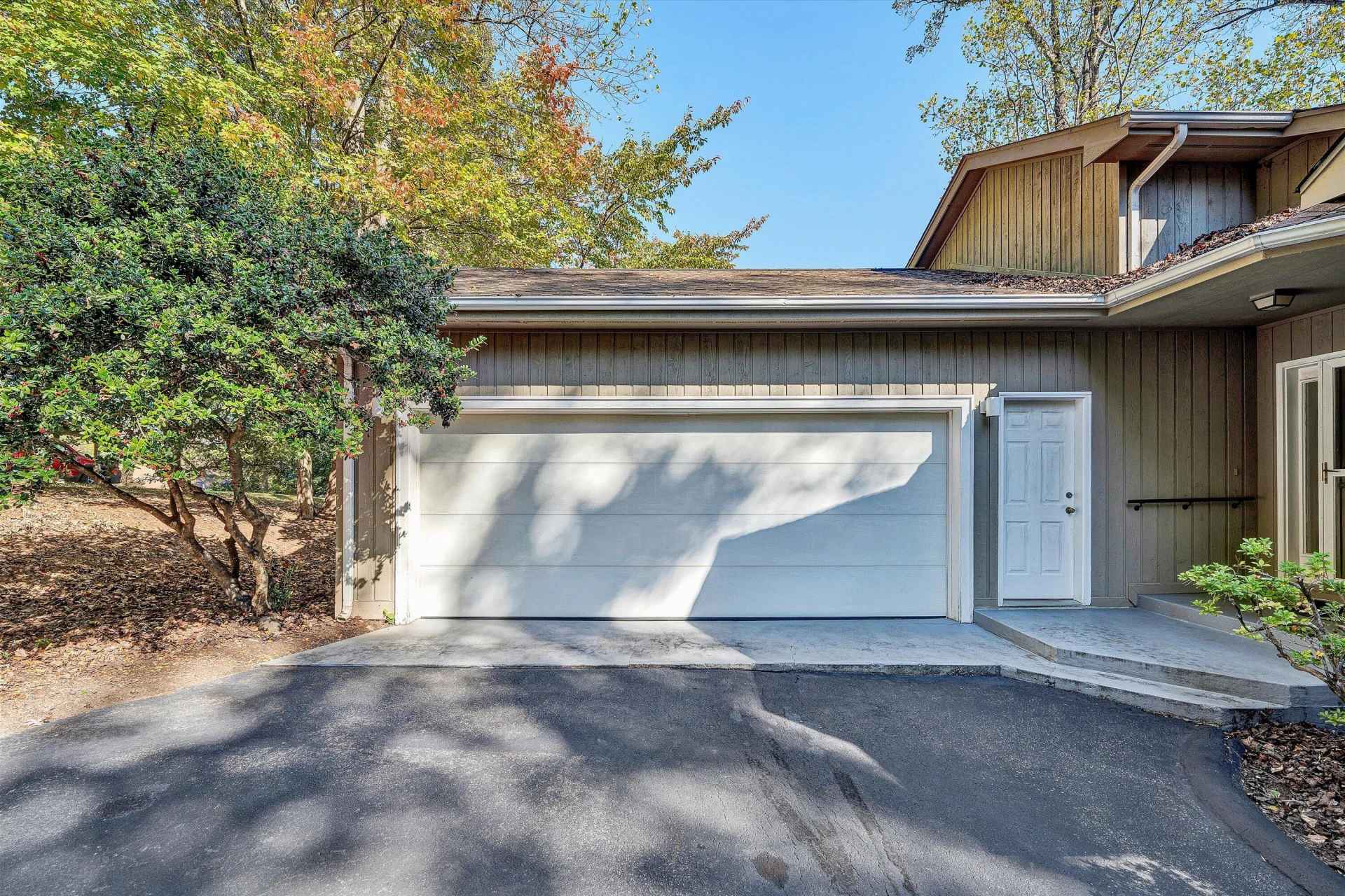 620 Winding Waters DR - Photo 12