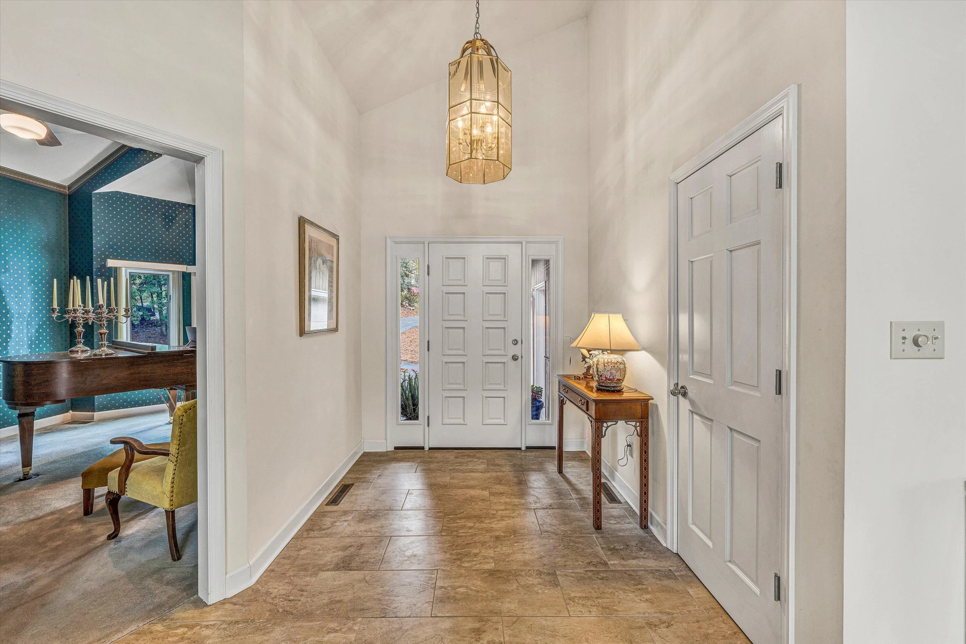 620 Winding Waters DR - Photo 14