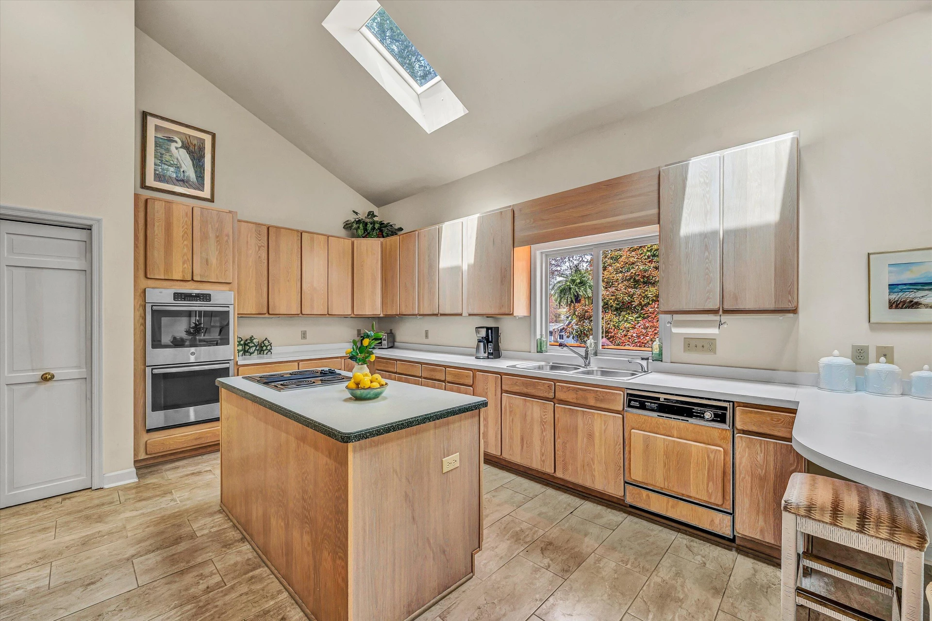 620 Winding Waters DR - Photo 21