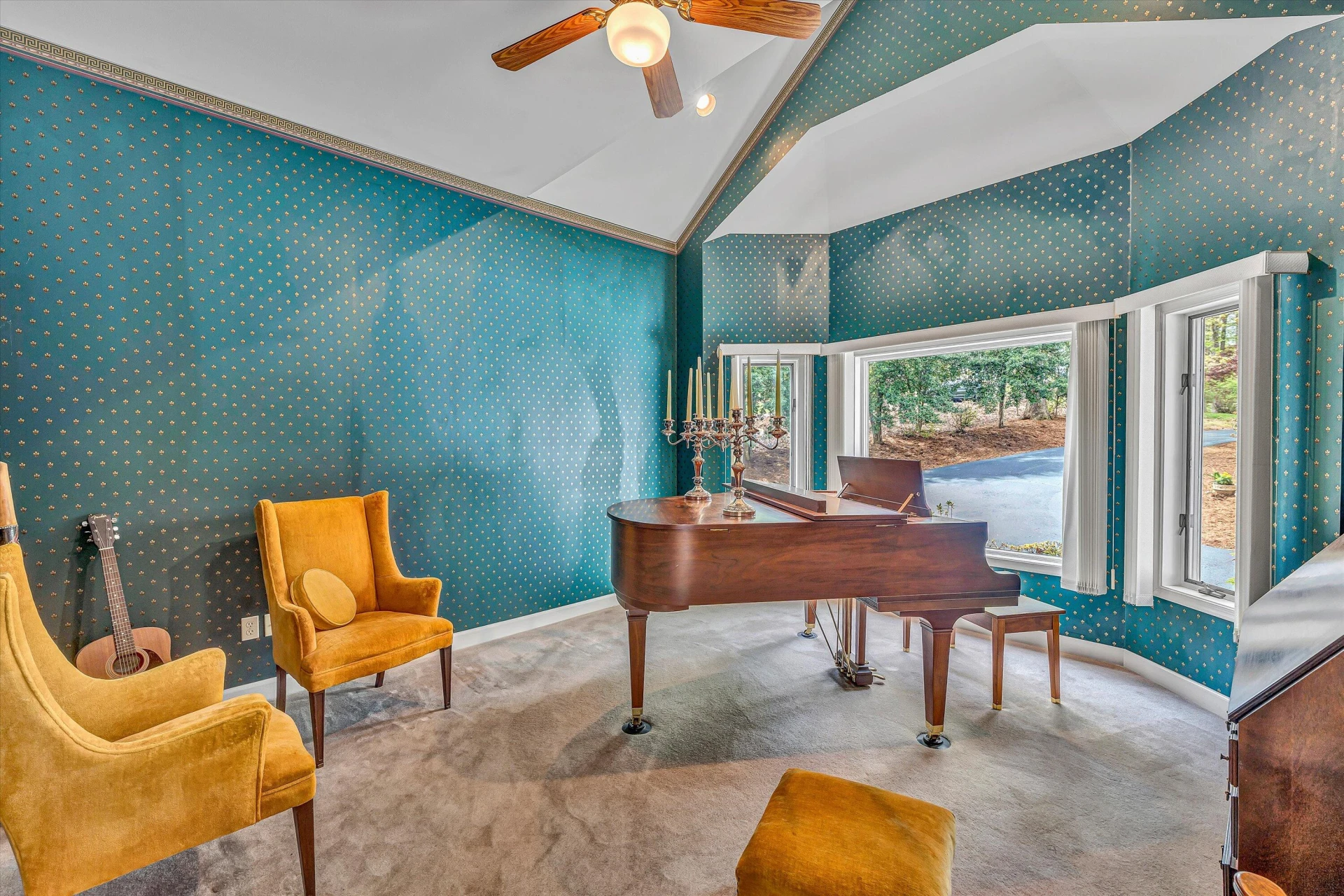 620 Winding Waters DR - Photo 39