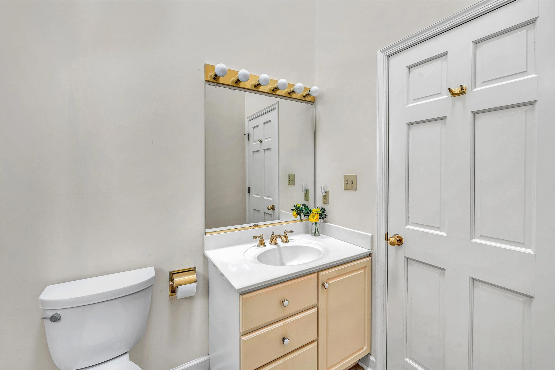 620 Winding Waters DR - Photo 40