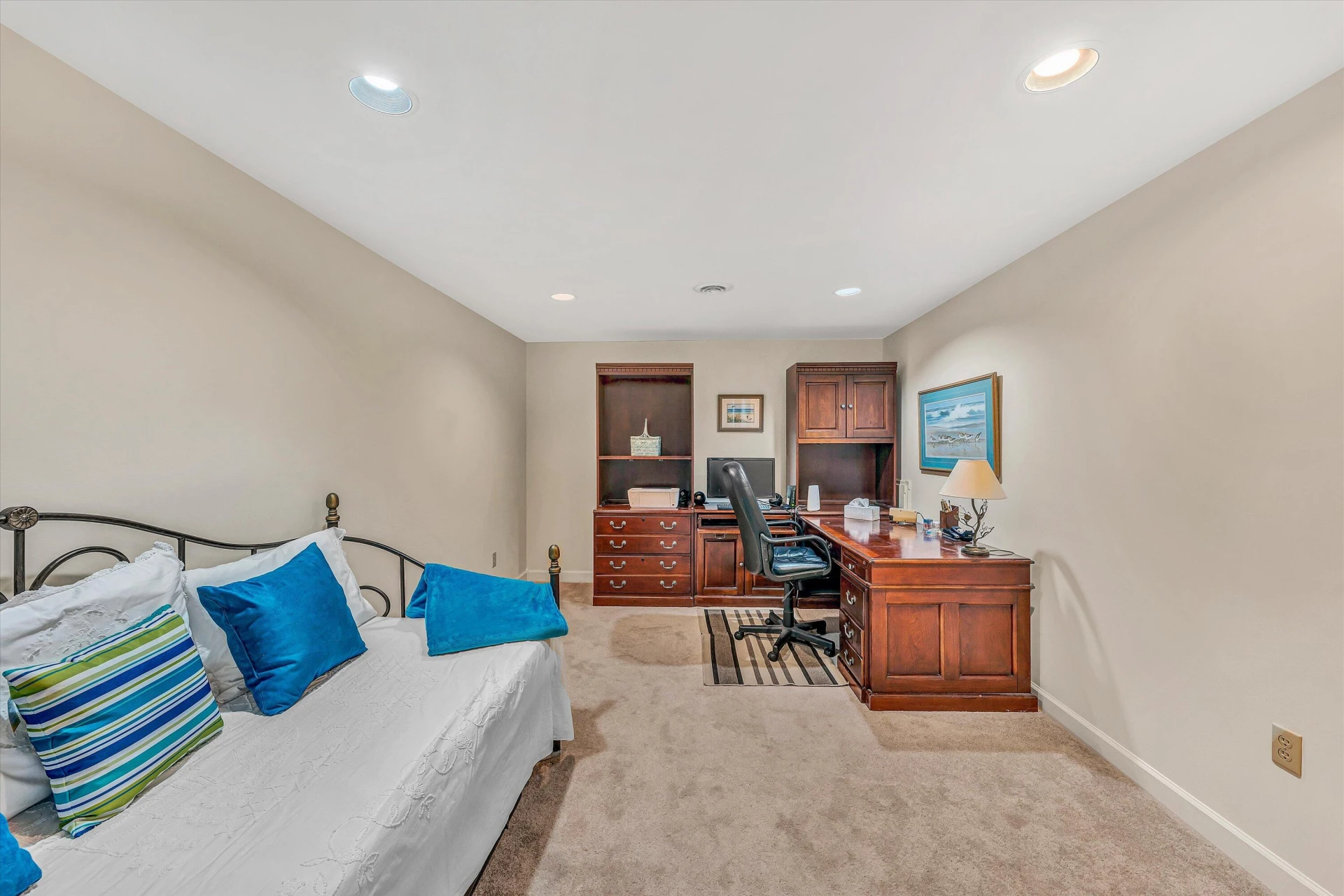 620 Winding Waters DR - Photo 57
