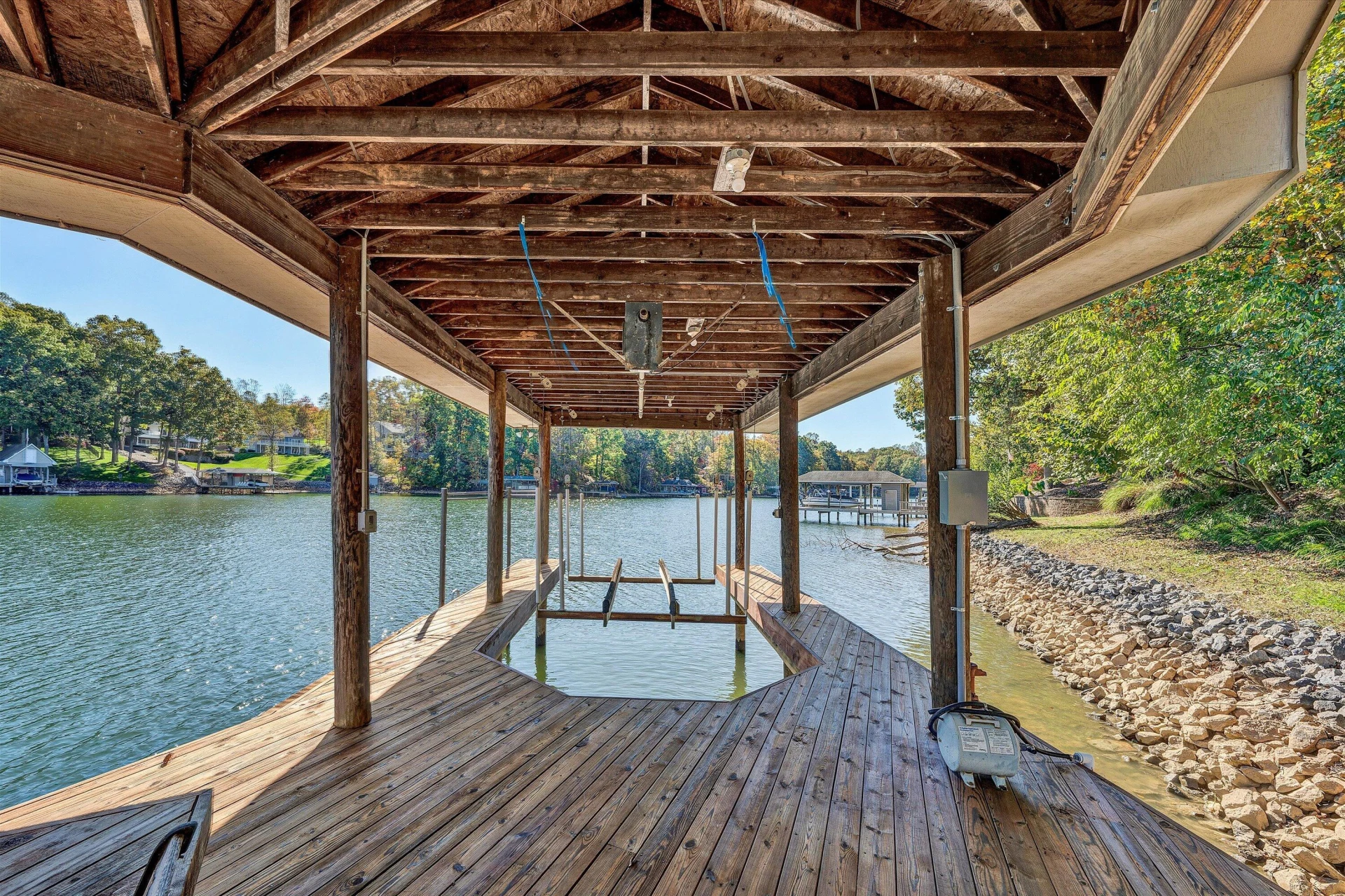 620 Winding Waters DR - Photo 69