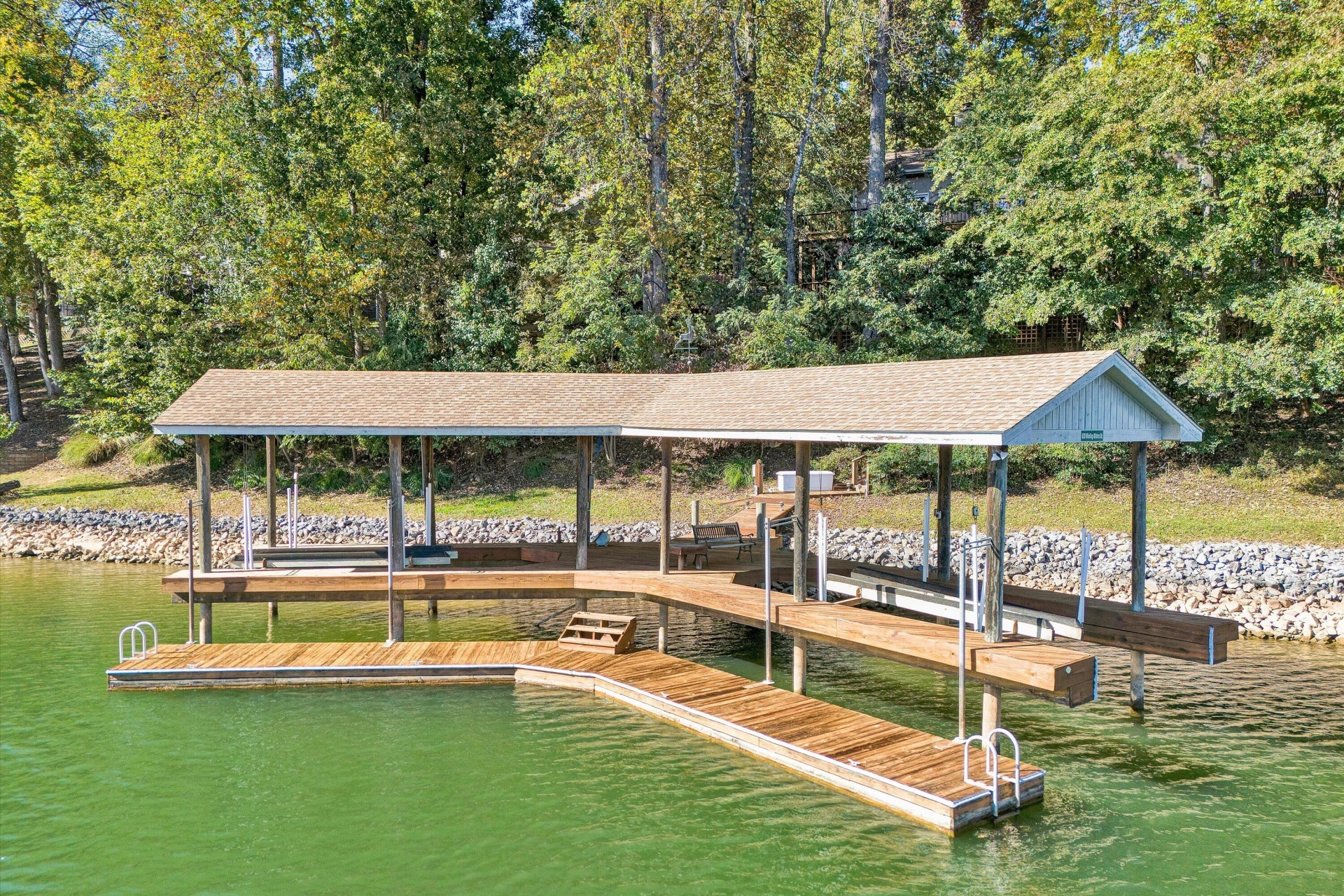620 Winding Waters DR - Photo 71