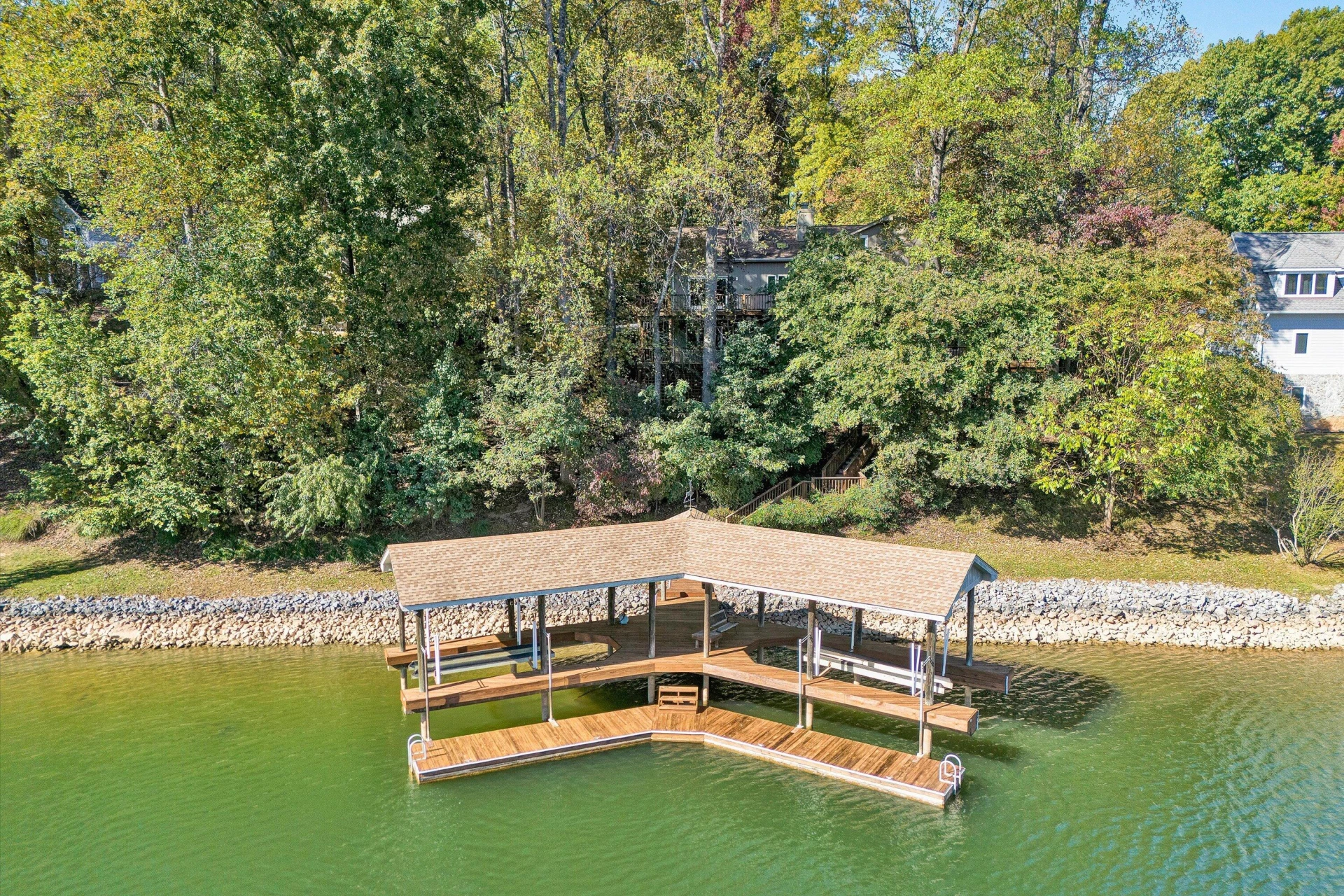 620 Winding Waters DR - Photo 72
