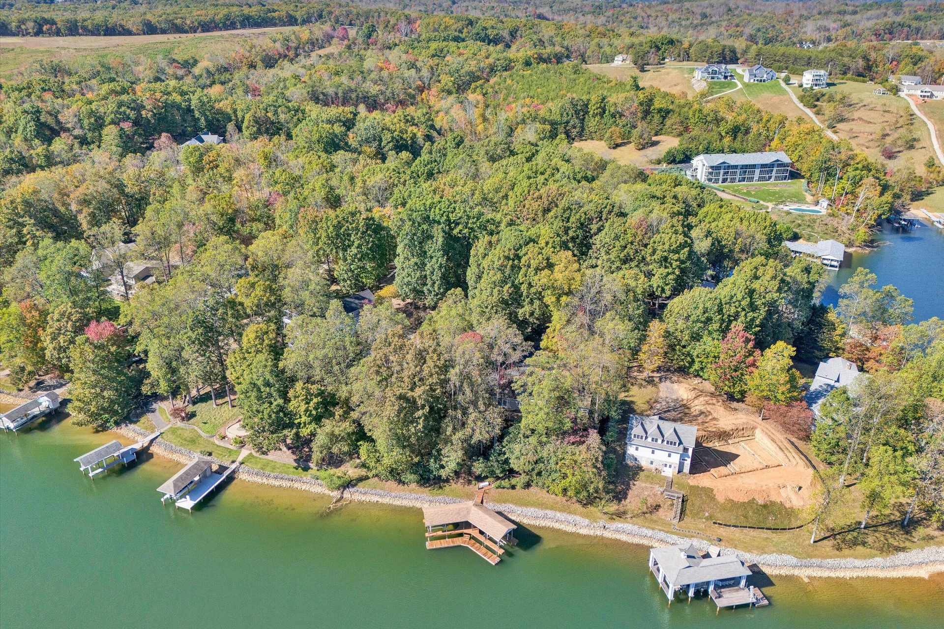 620 Winding Waters DR - Photo 77