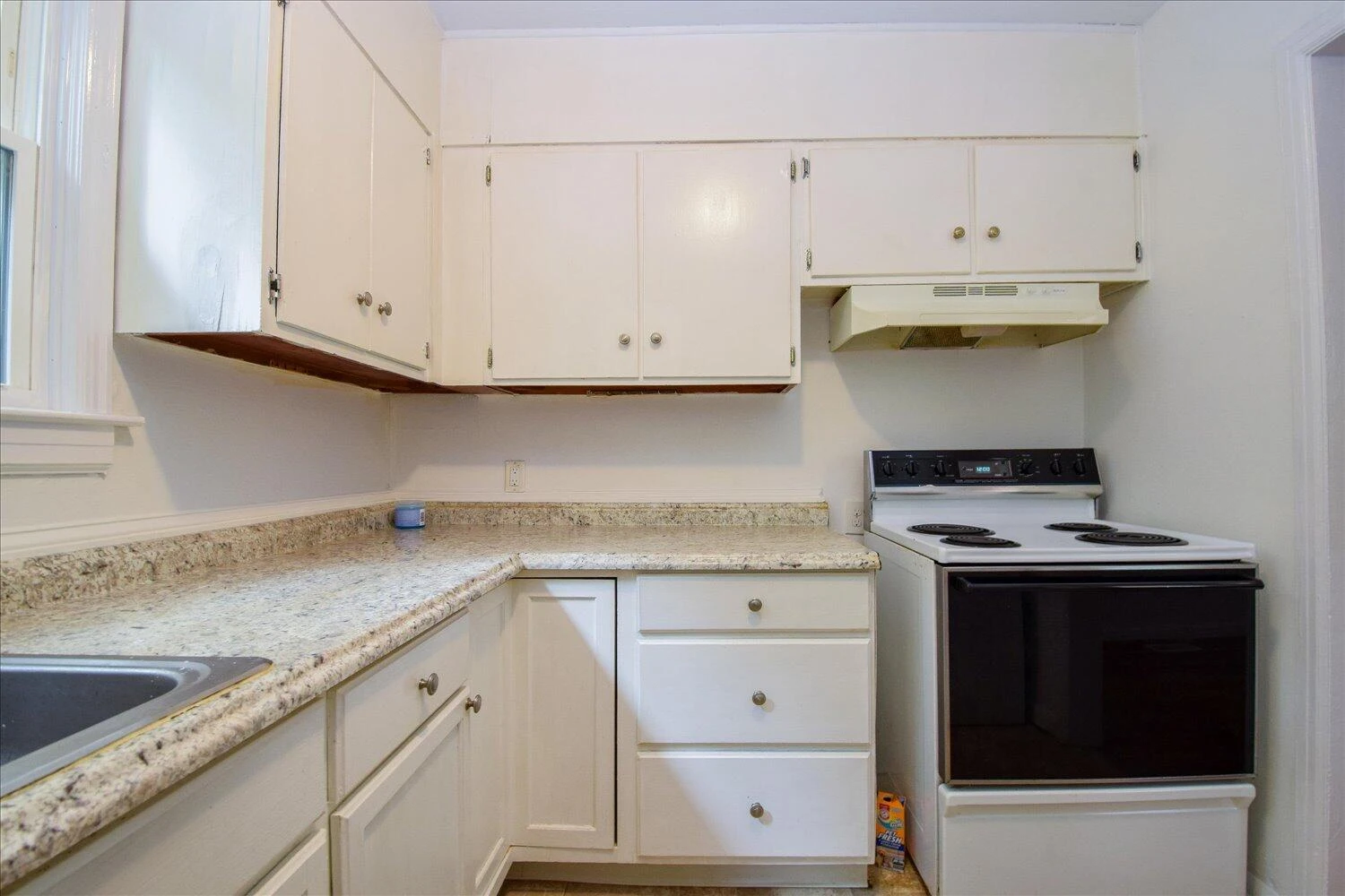 549 36th ST NW - Photo 6