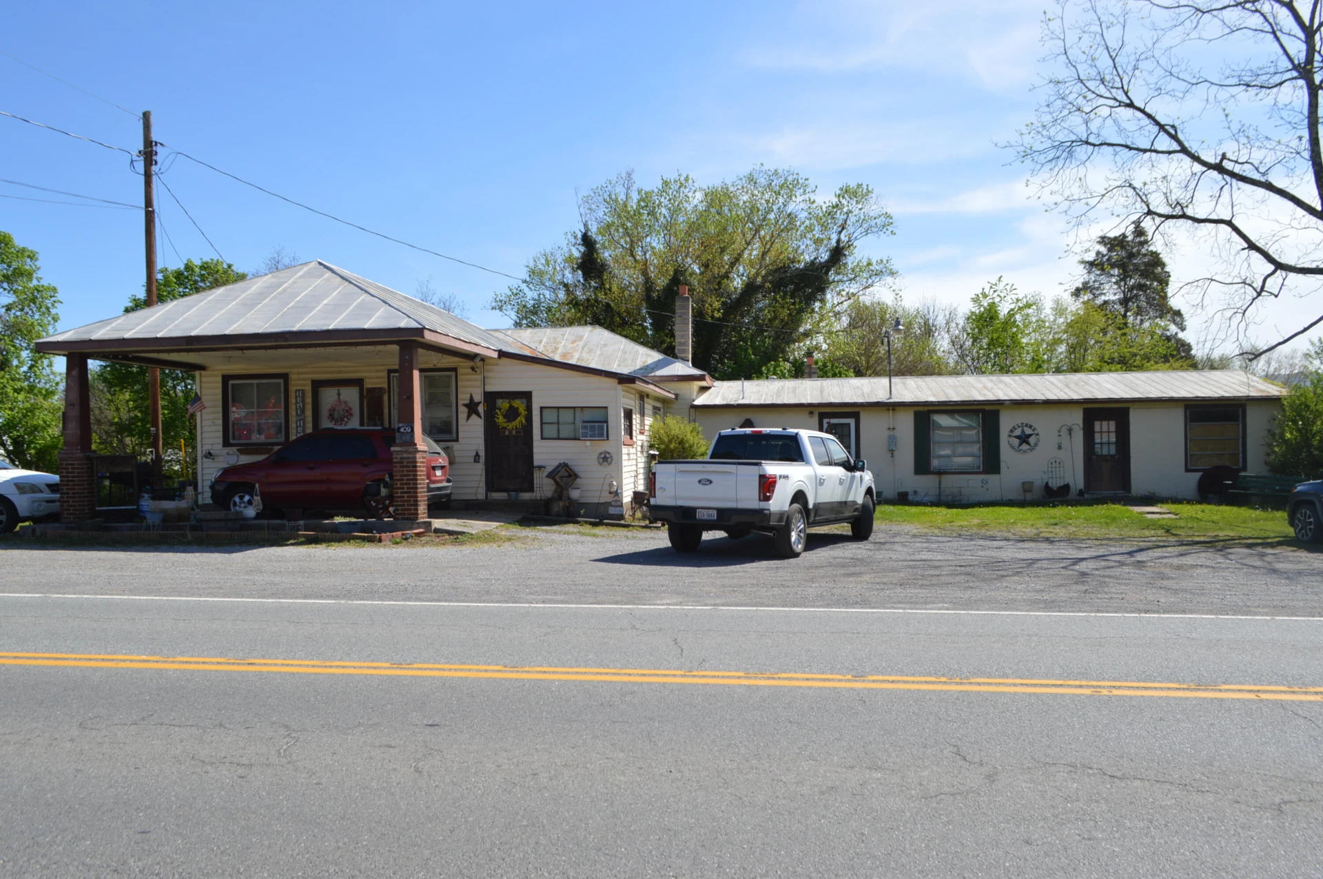 409 Salem AVE