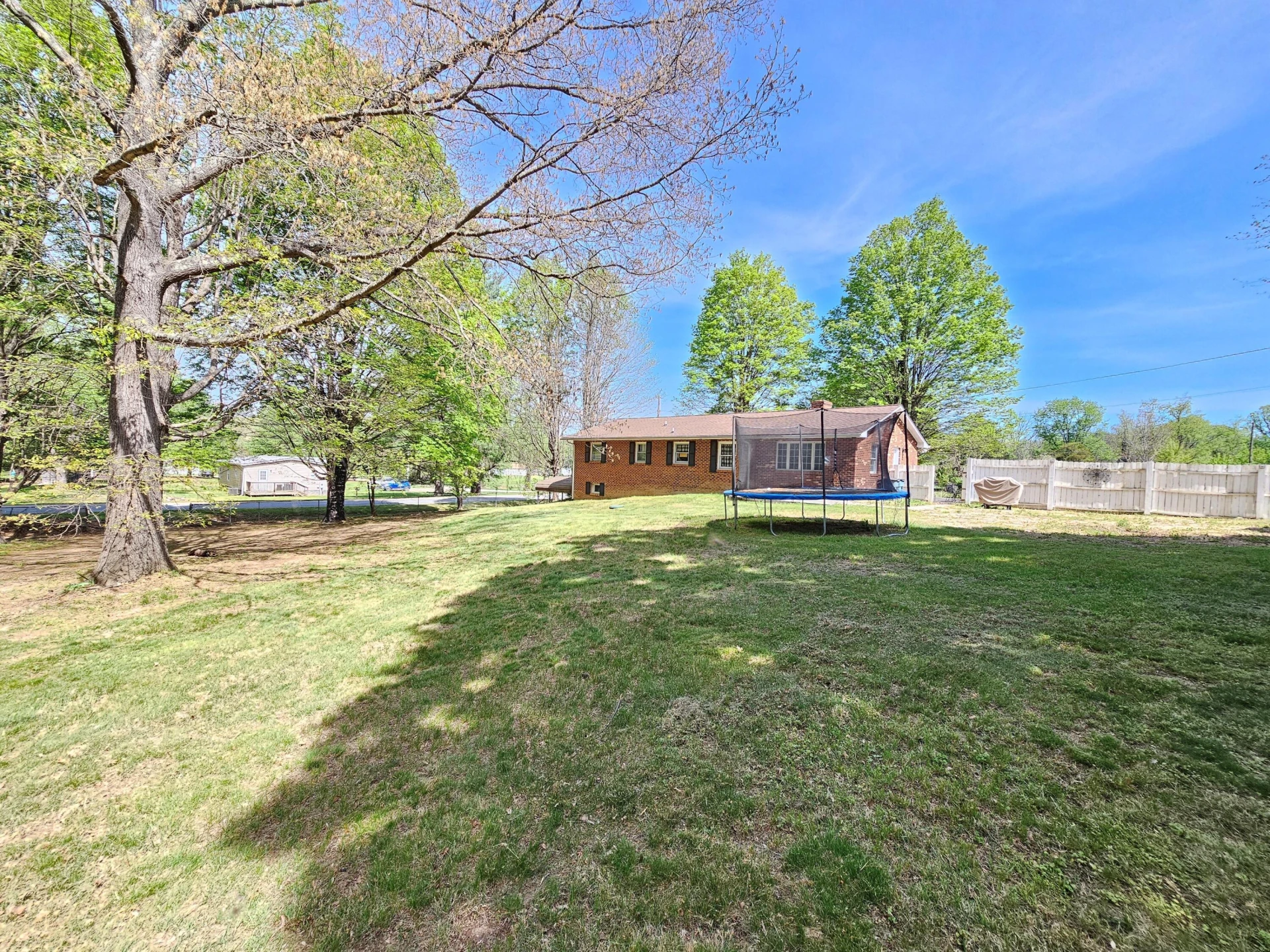 175 Maple AVE - Photo 29