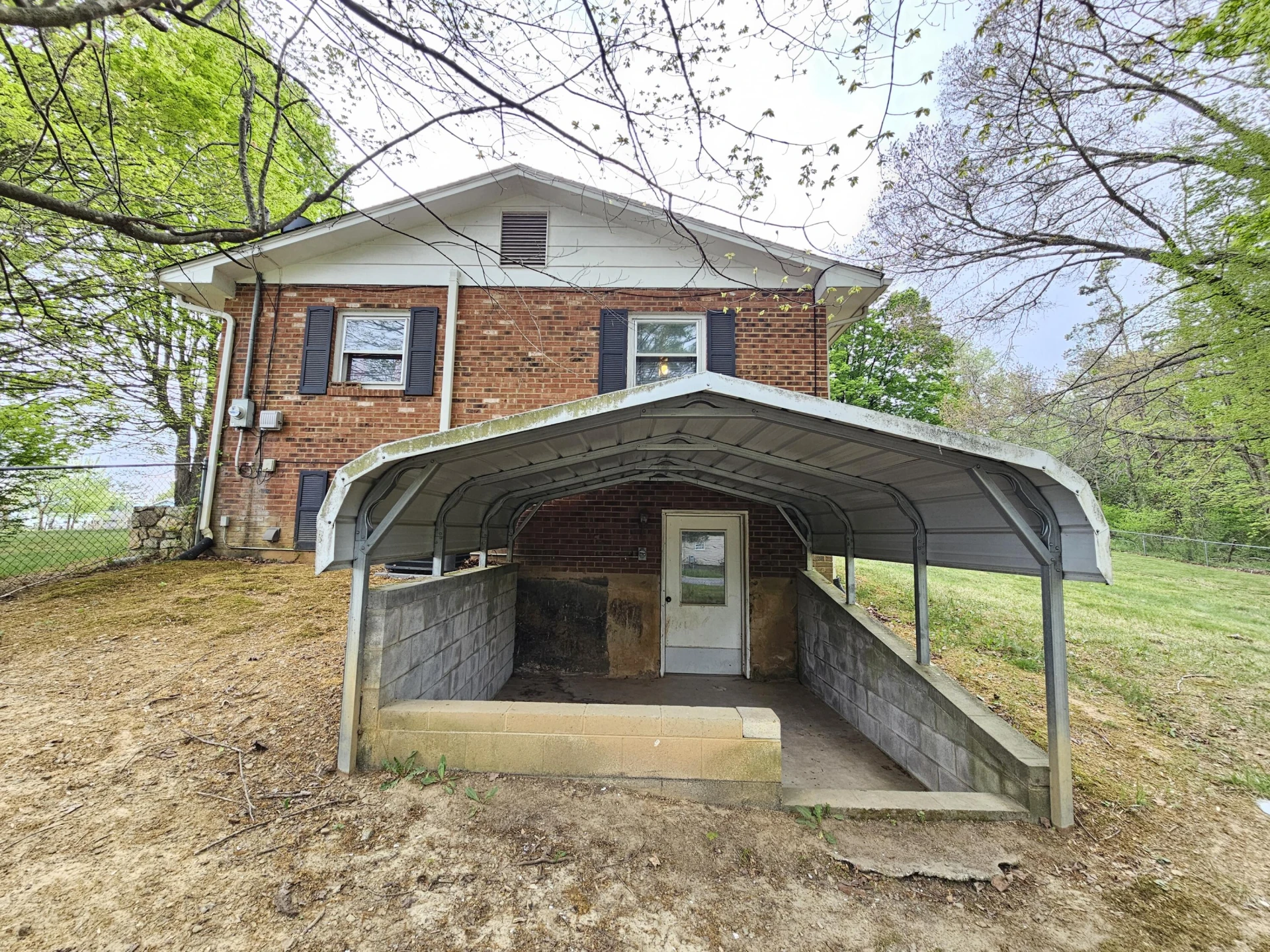 175 Maple AVE - Photo 30