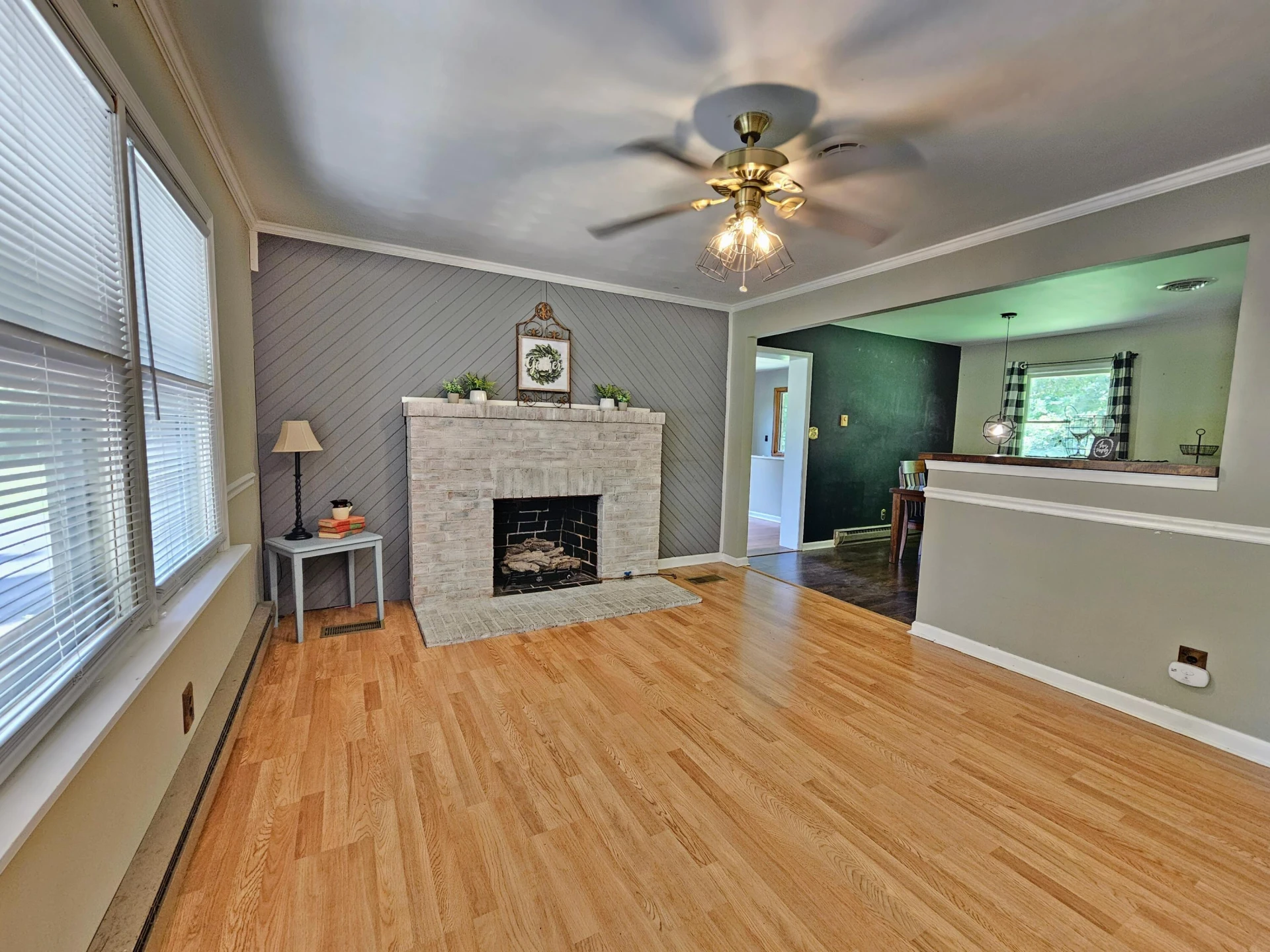 175 Maple AVE - Photo 7