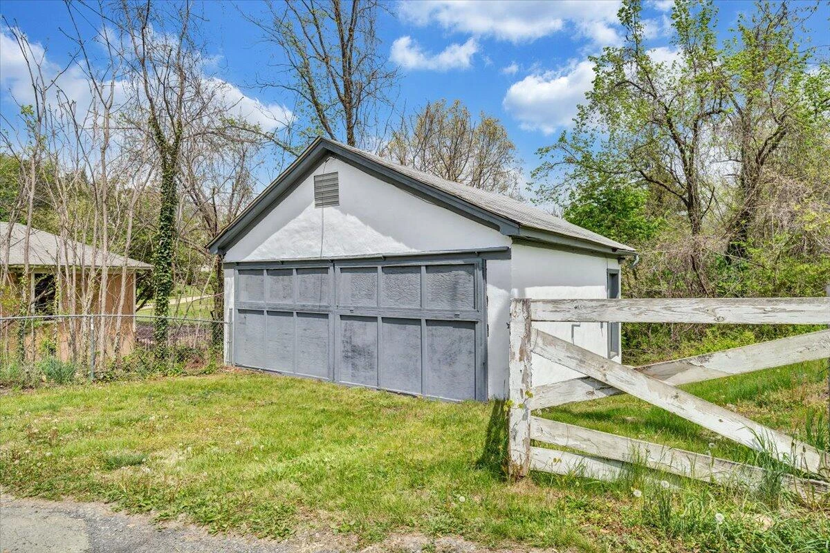 616 Midland TRL - Photo 66