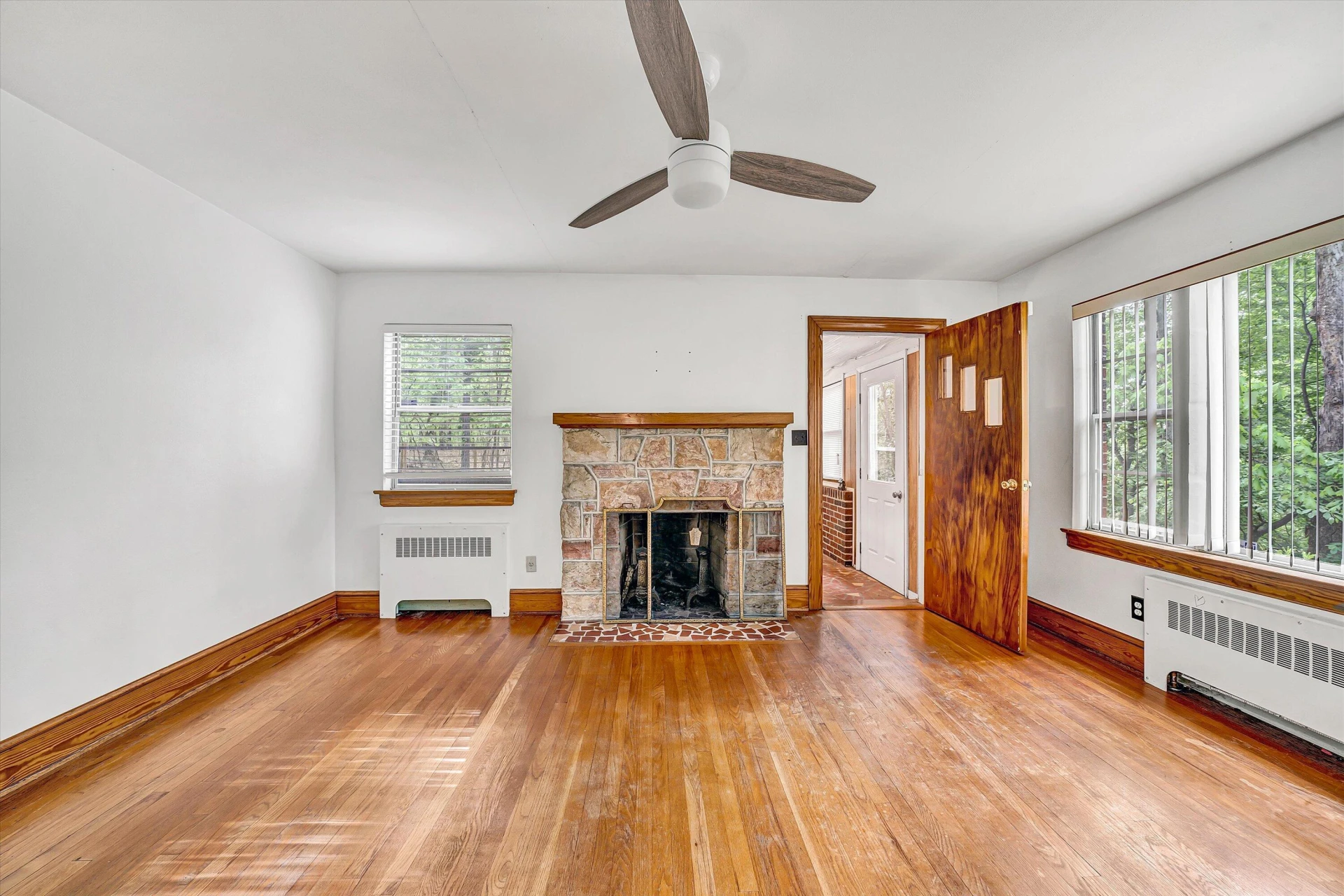 638 Dalewood AVE - Photo 5