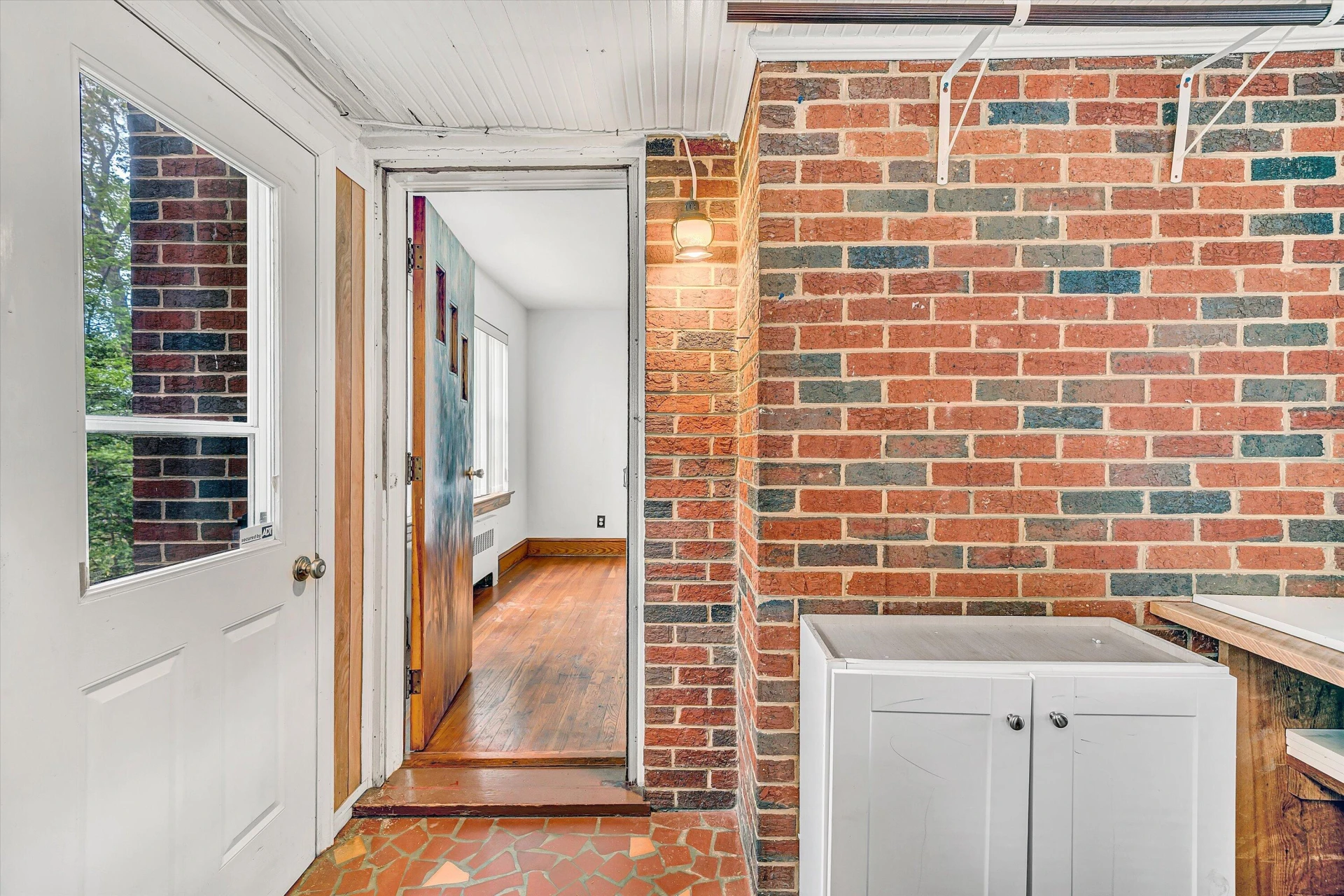 638 Dalewood AVE - Photo 9