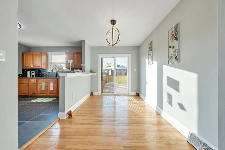 1502 Fresno ST NW - Photo 10