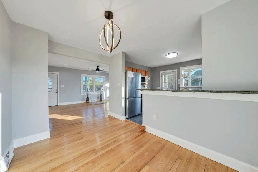 1502 Fresno ST NW - Photo 13