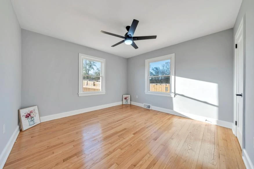 1502 Fresno ST NW - Photo 19