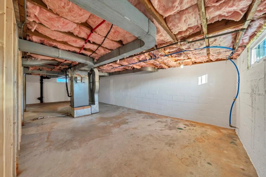 1502 Fresno ST NW - Photo 24