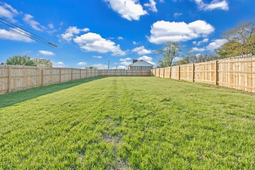 1502 Fresno ST NW - Photo 29
