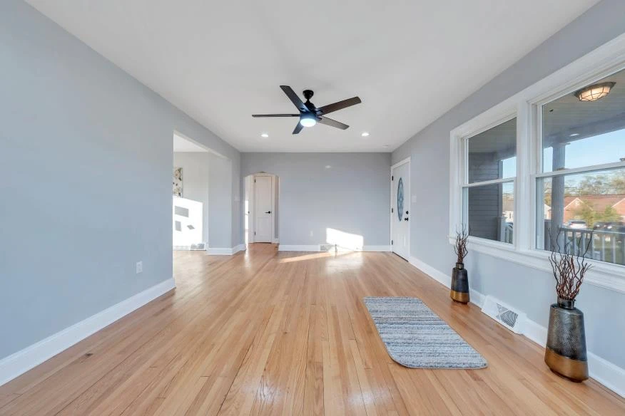 1502 Fresno ST NW - Photo 8