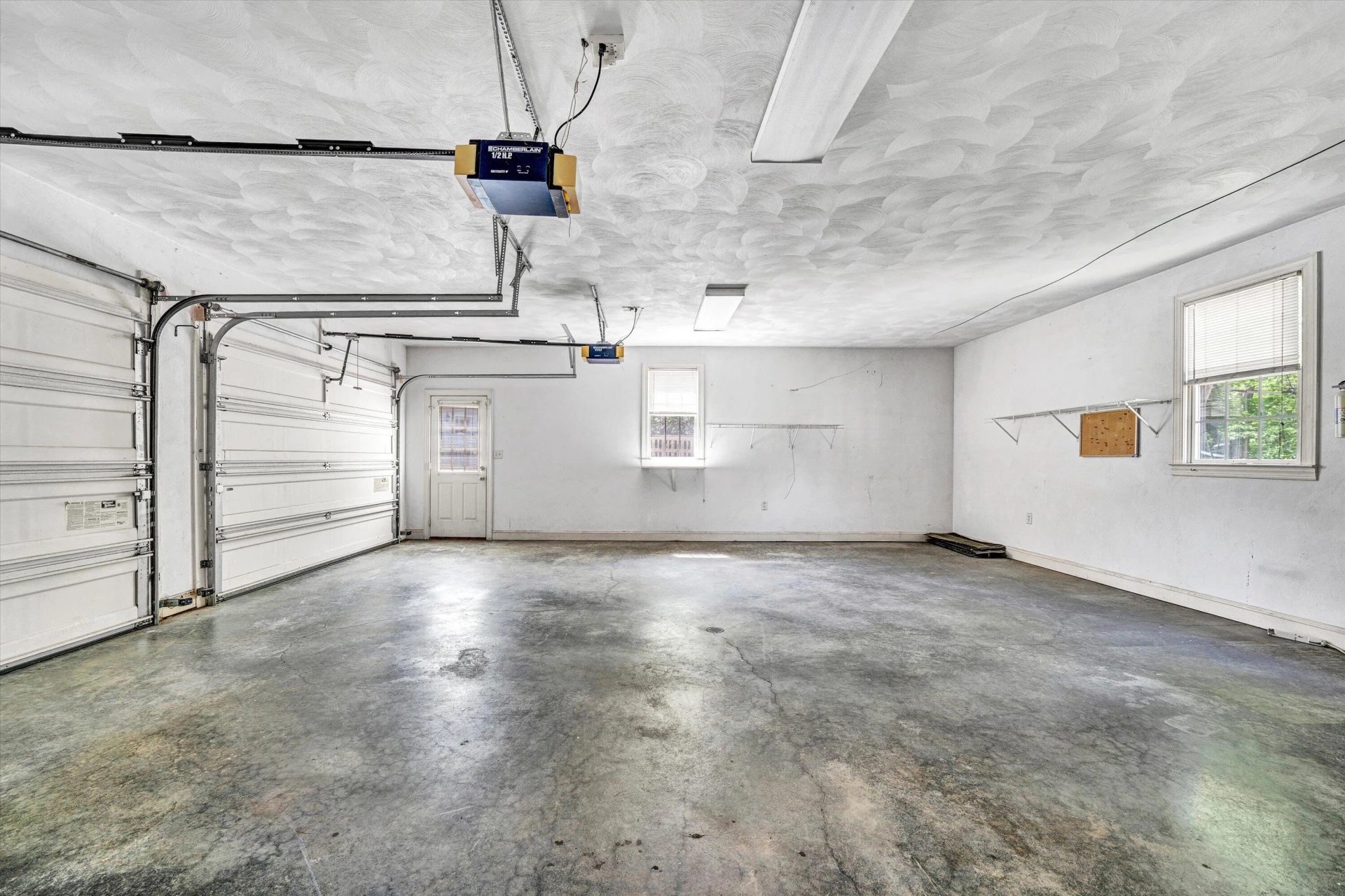 1301 Belle Aire LN - Photo 24