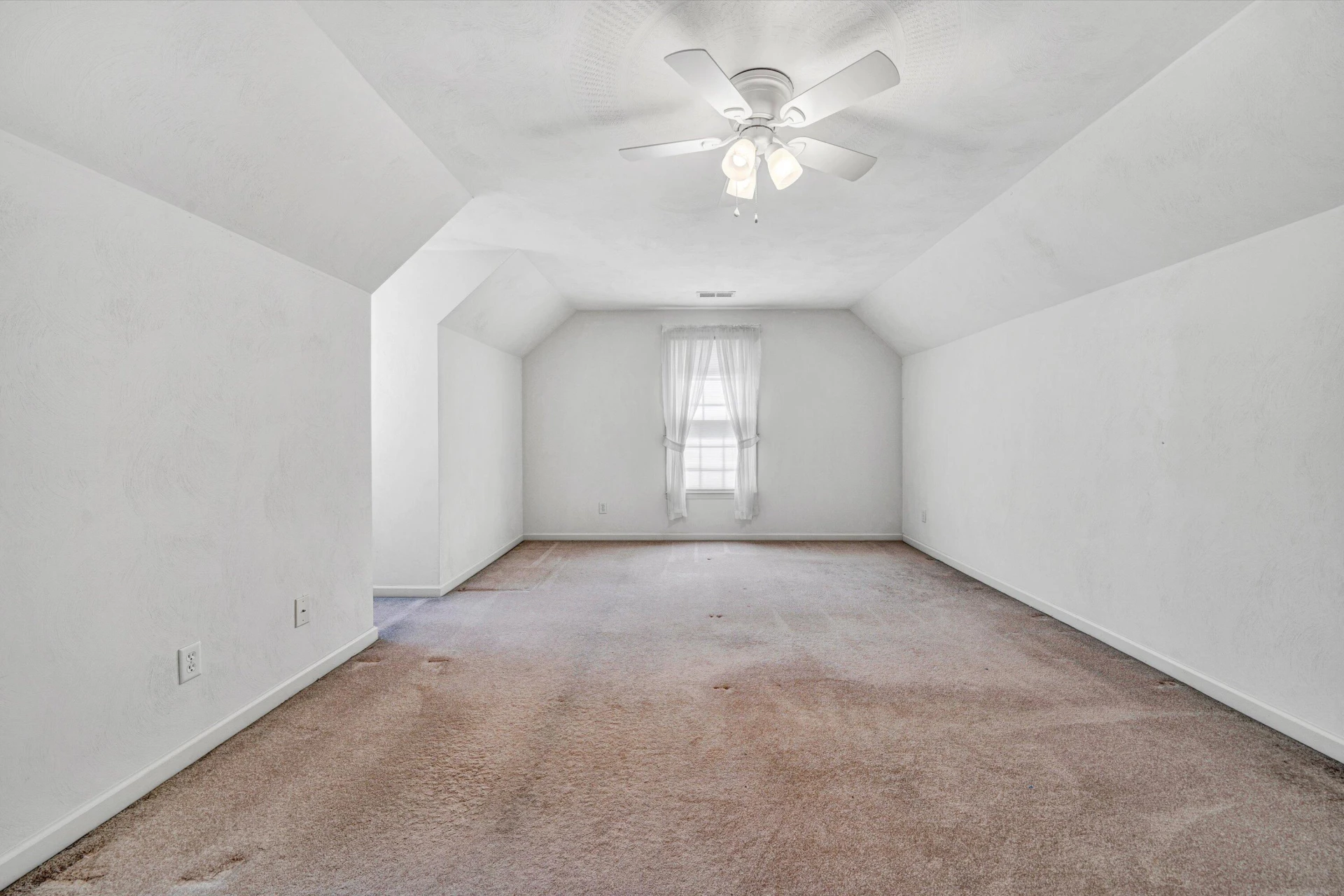 1301 Belle Aire LN - Photo 36