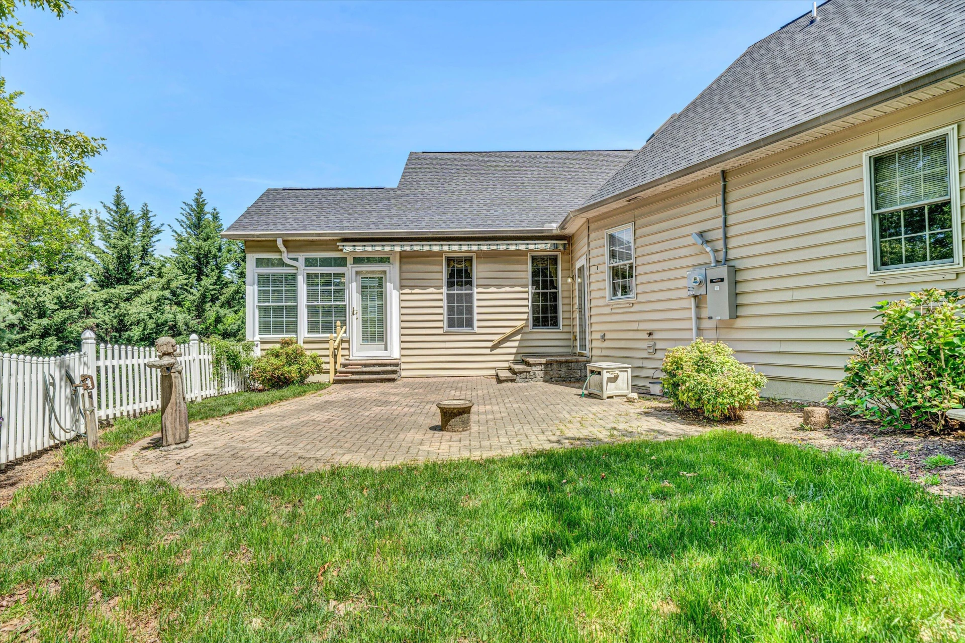 1301 Belle Aire LN - Photo 49