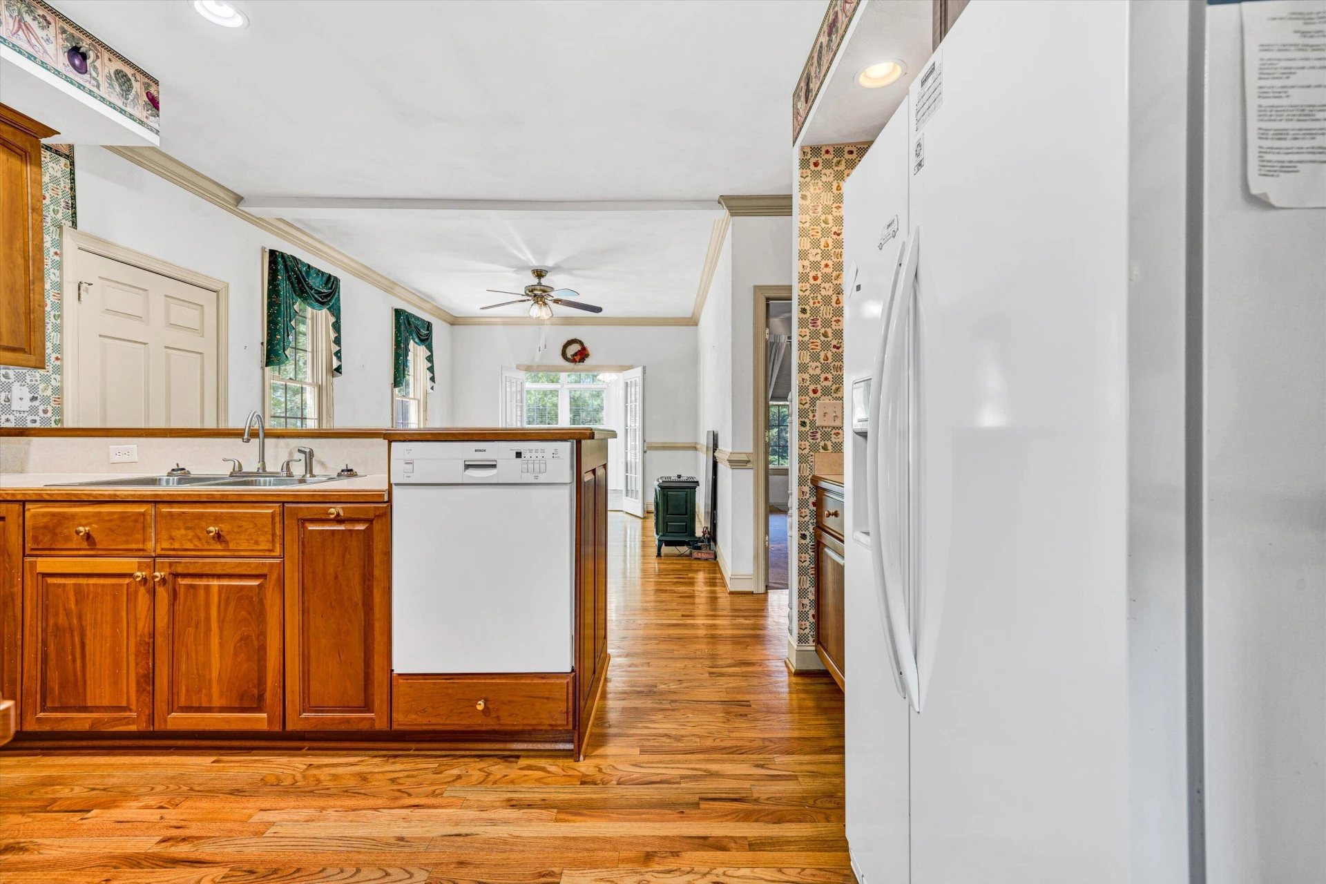 1301 Belle Aire LN - Photo 12