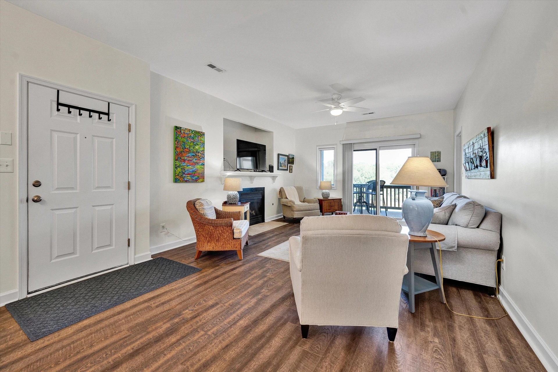 1055 Mariners WAY #13 - Photo 8