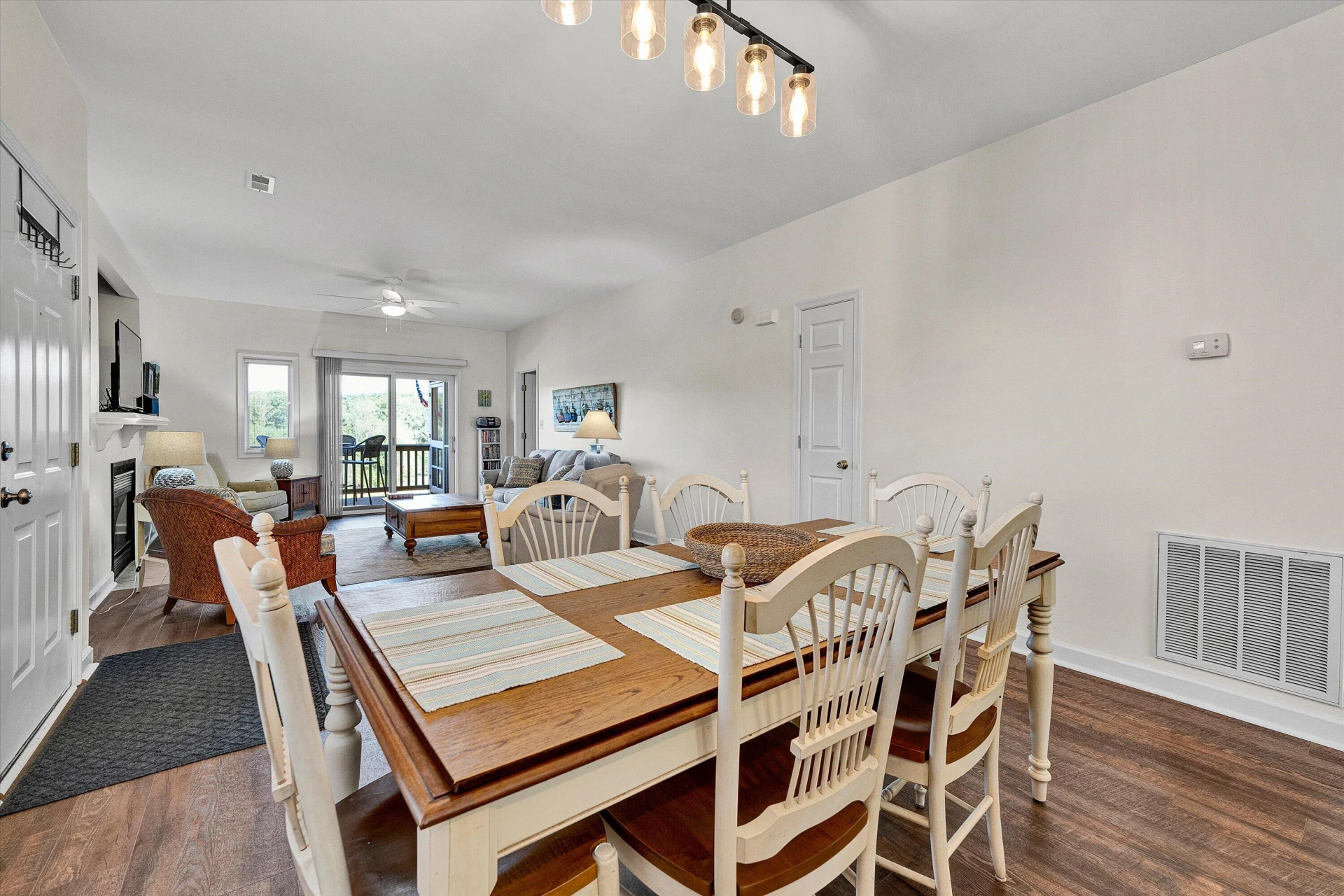 1055 Mariners WAY #13 - Photo 15