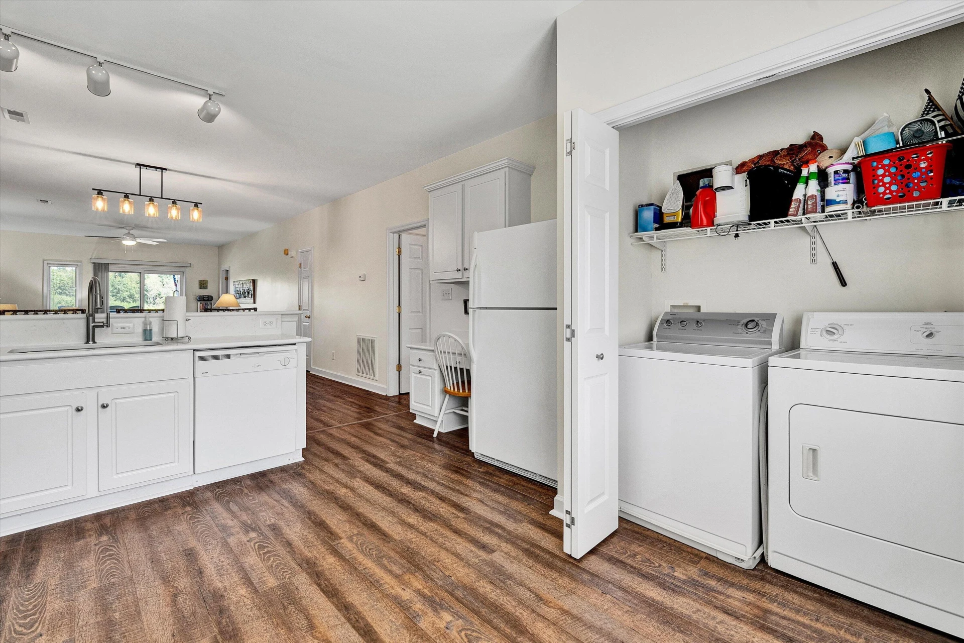 1055 Mariners WAY #13 - Photo 18