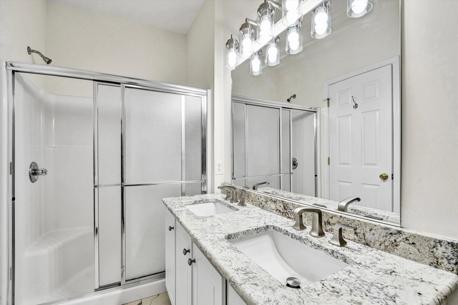 1055 Mariners WAY #13 - Photo 27