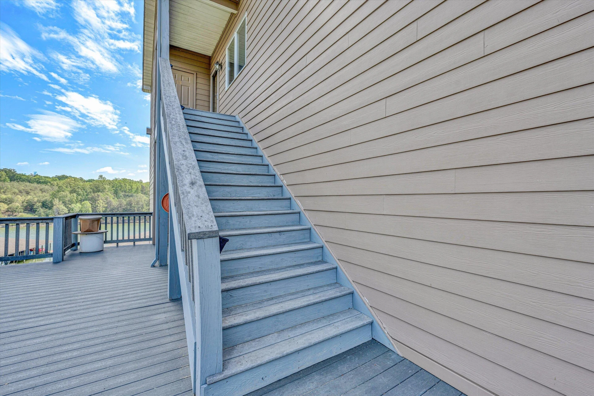 1055 Mariners WAY #13 - Photo 5