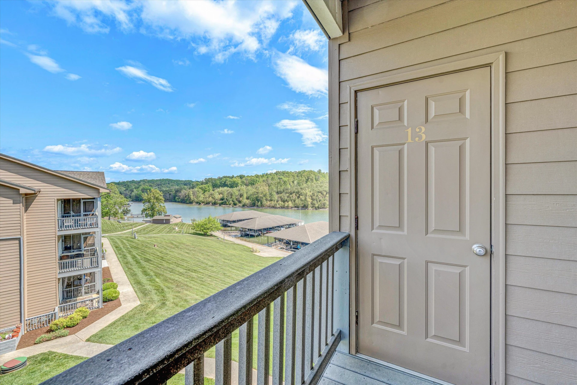 1055 Mariners WAY #13 - Photo 7