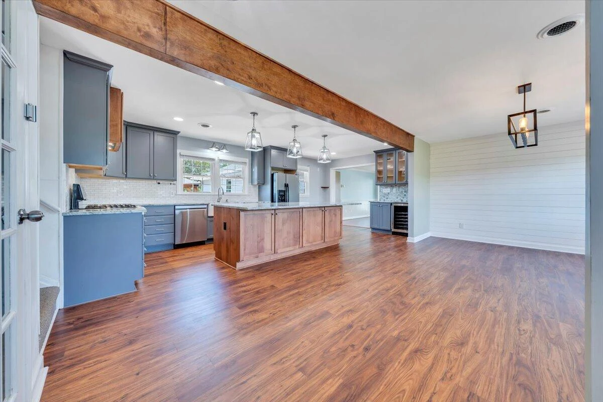 6399 Snow Creek RD - Photo 2