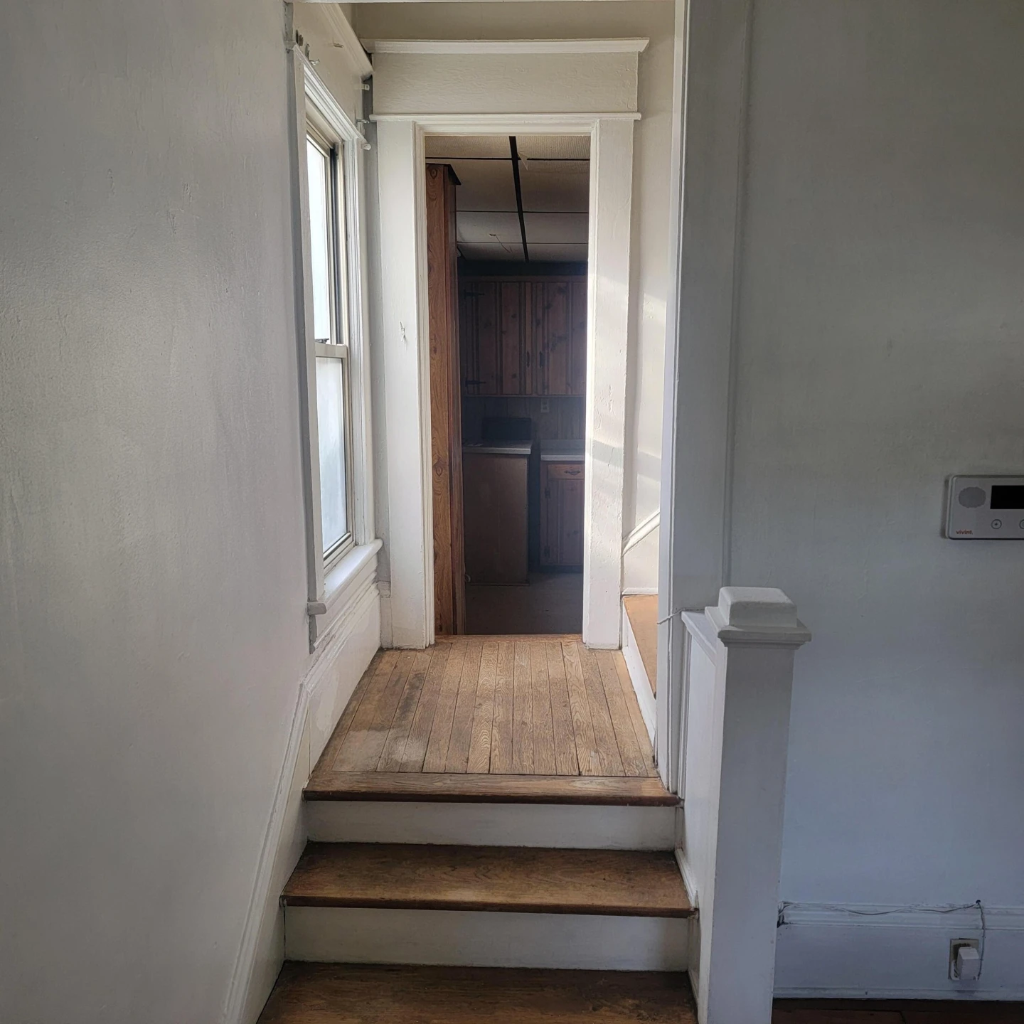2118 Berkley AVE SW - Photo 5