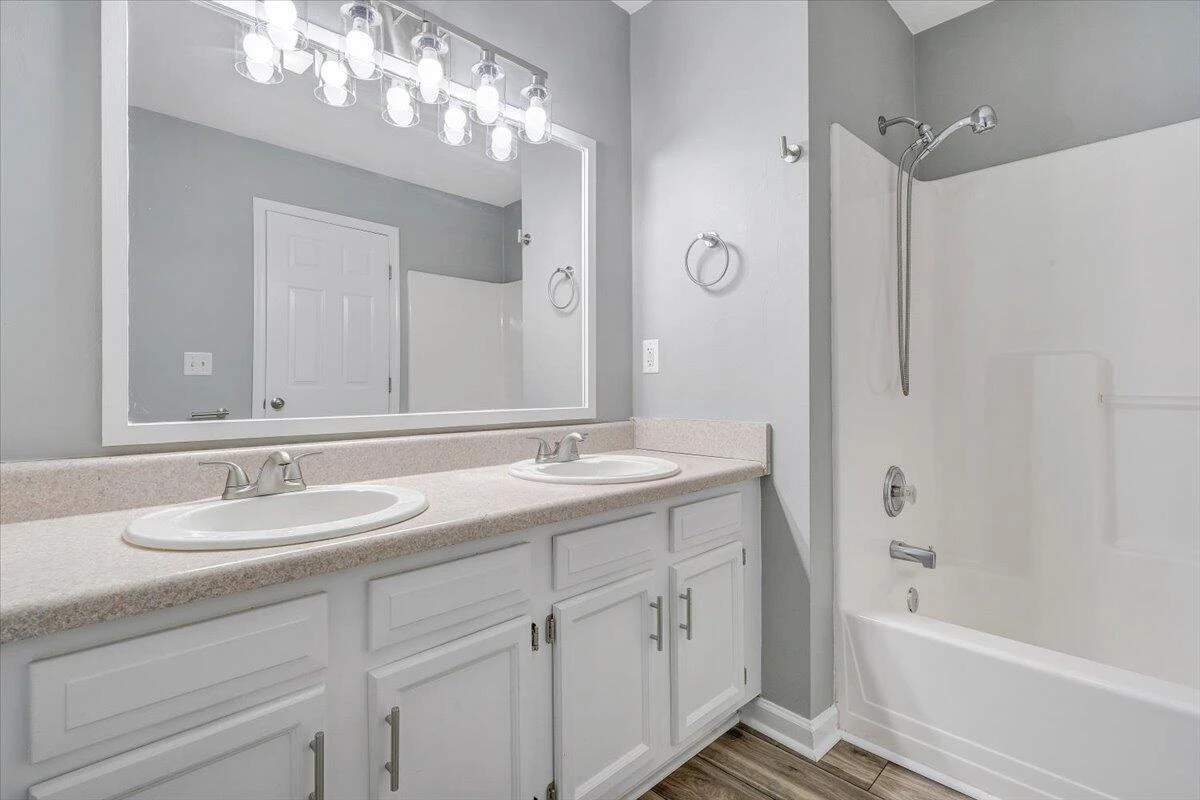 716 12th ST NW - Photo 21