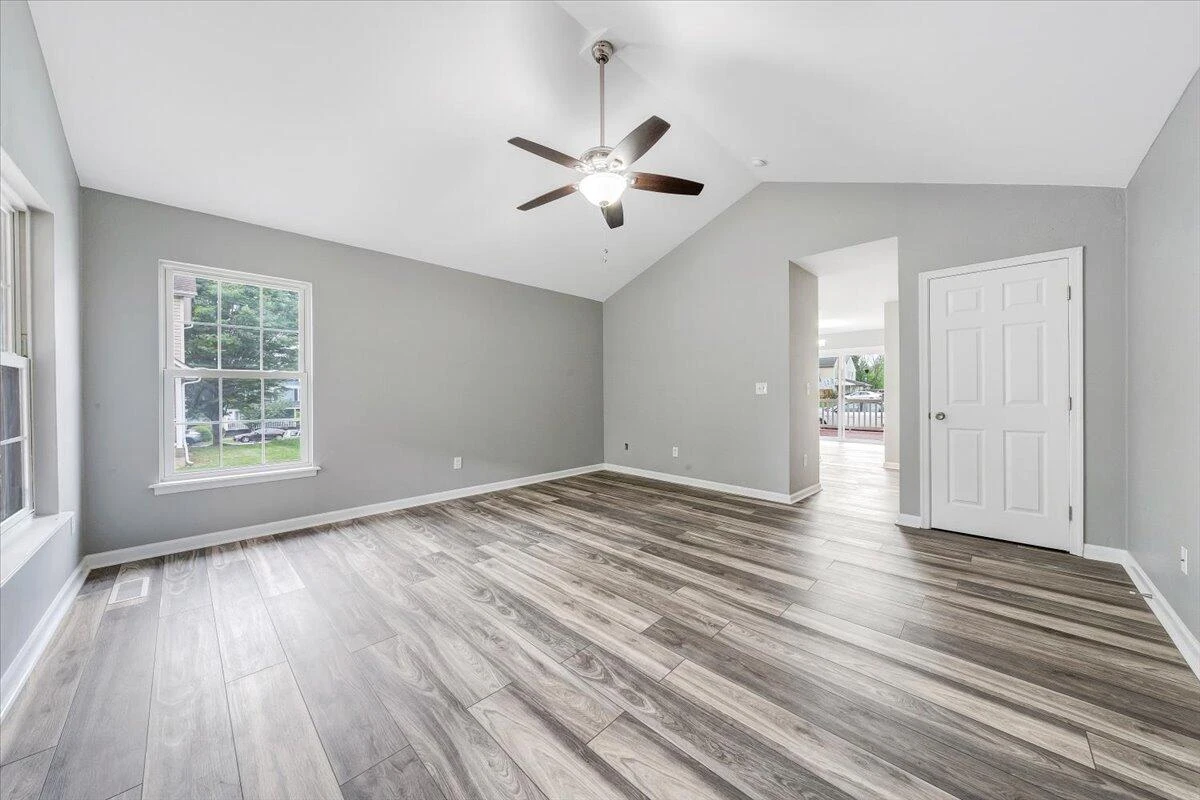 716 12th ST NW - Photo 25