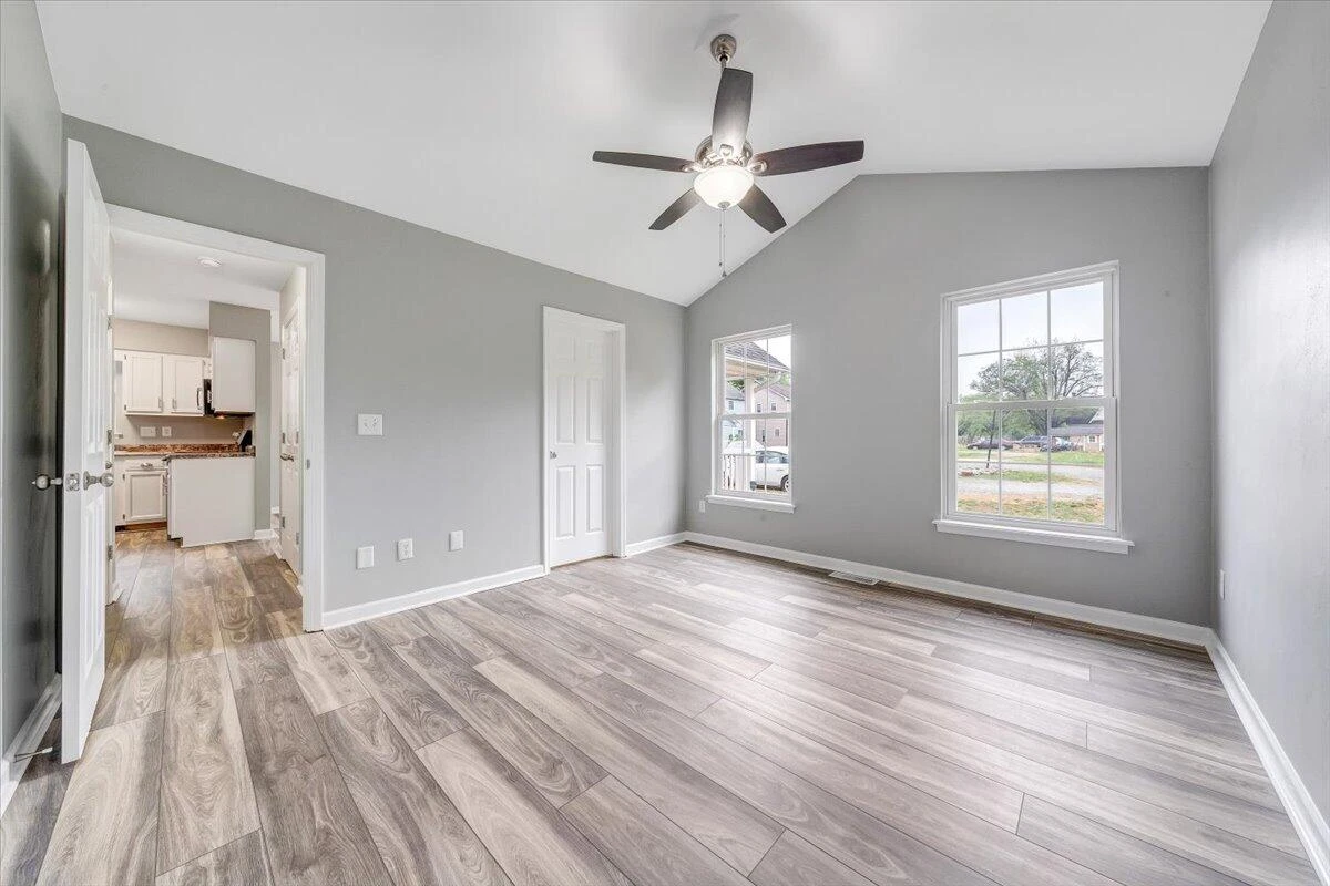 716 12th ST NW - Photo 29