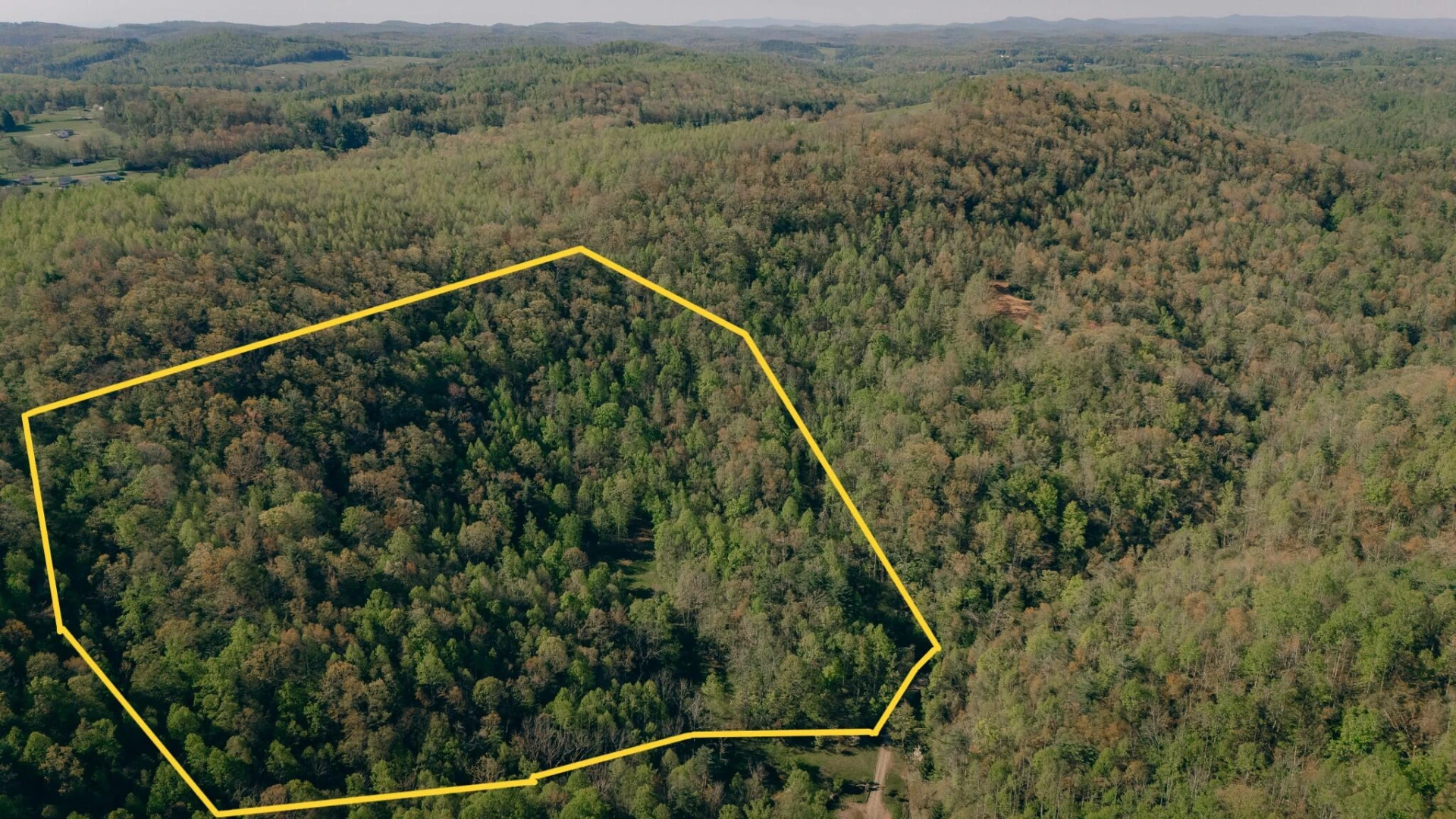 8270 Twin Falls RD NE - Photo 27