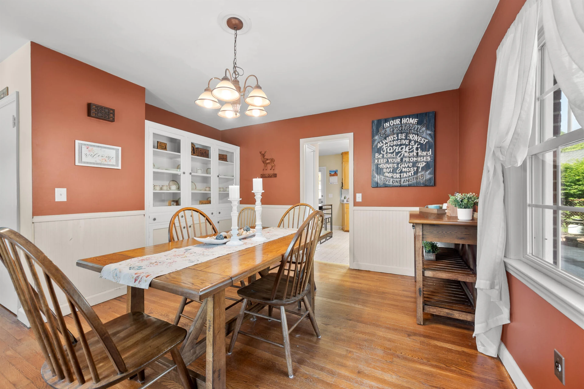 1235 Ashland CIR - Photo 11