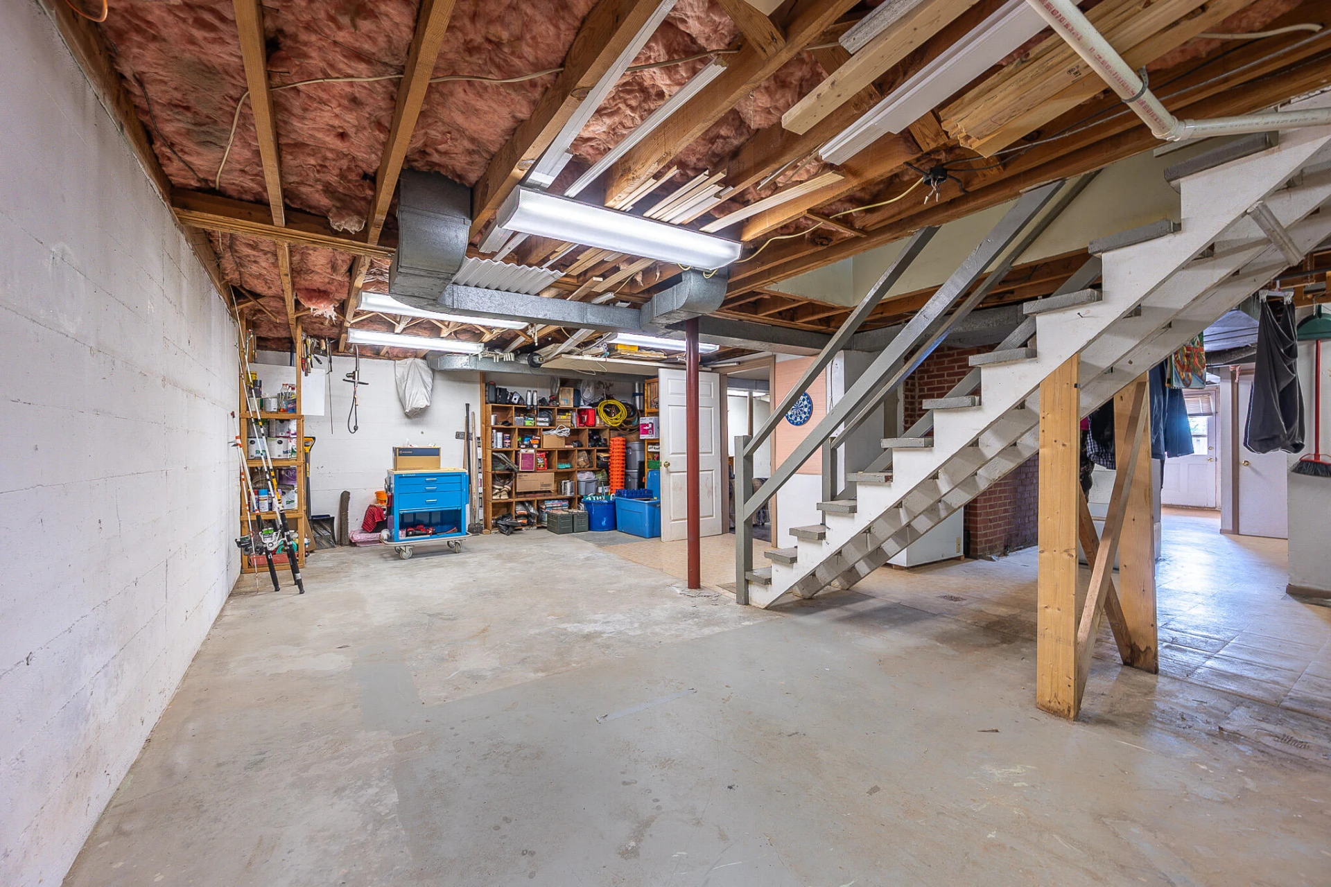 1235 Ashland CIR - Photo 27
