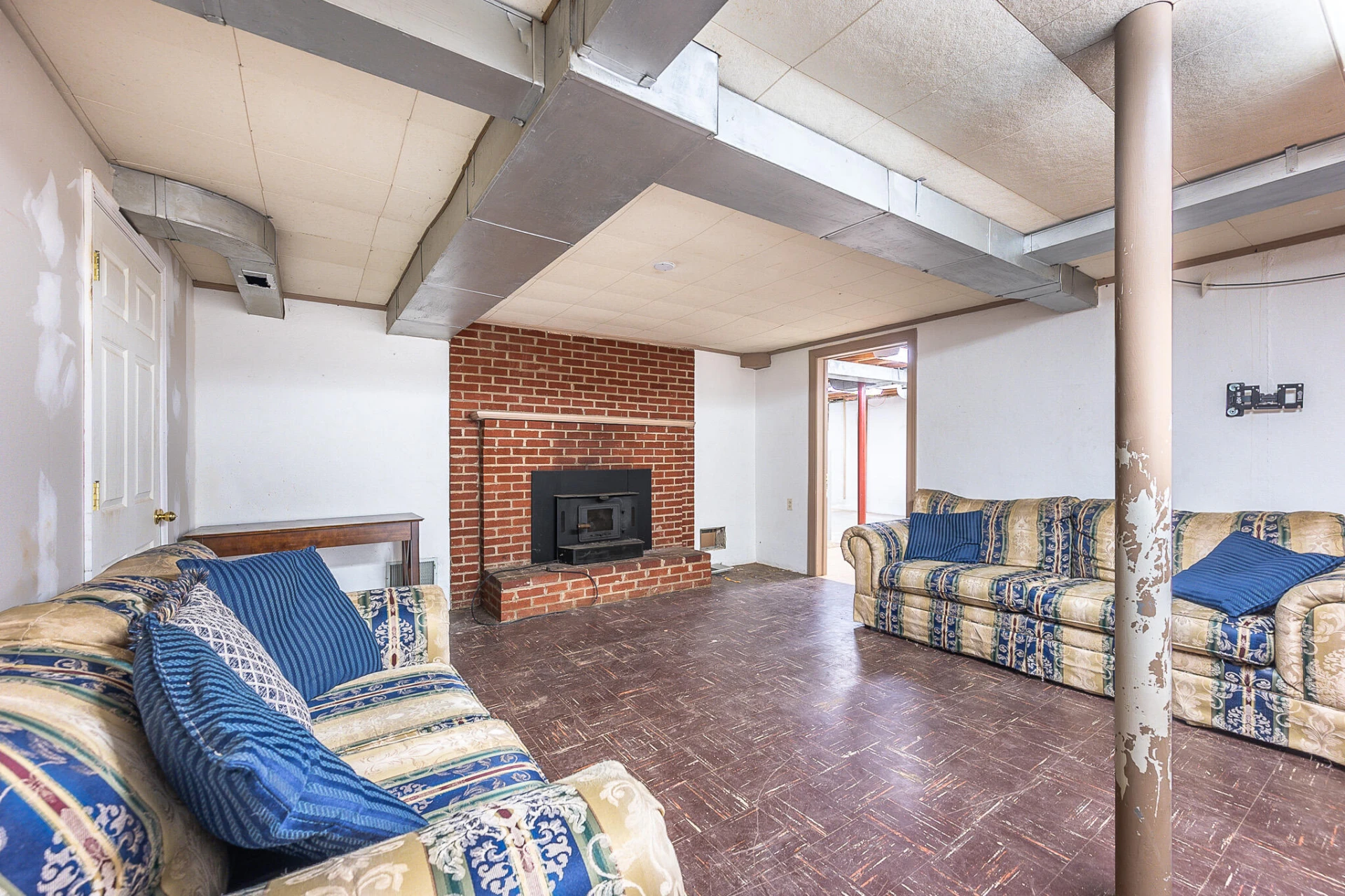 1235 Ashland CIR - Photo 36