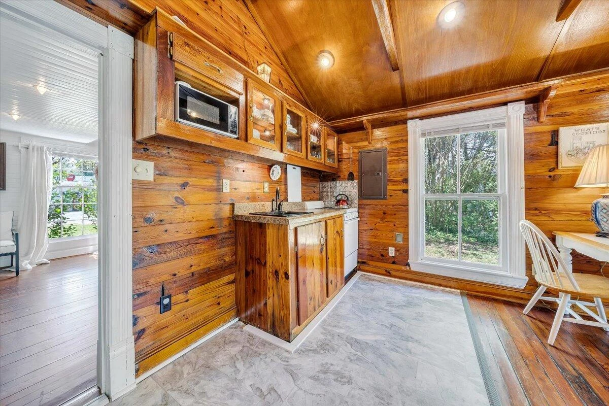 5297 Peaks RD - Photo 12